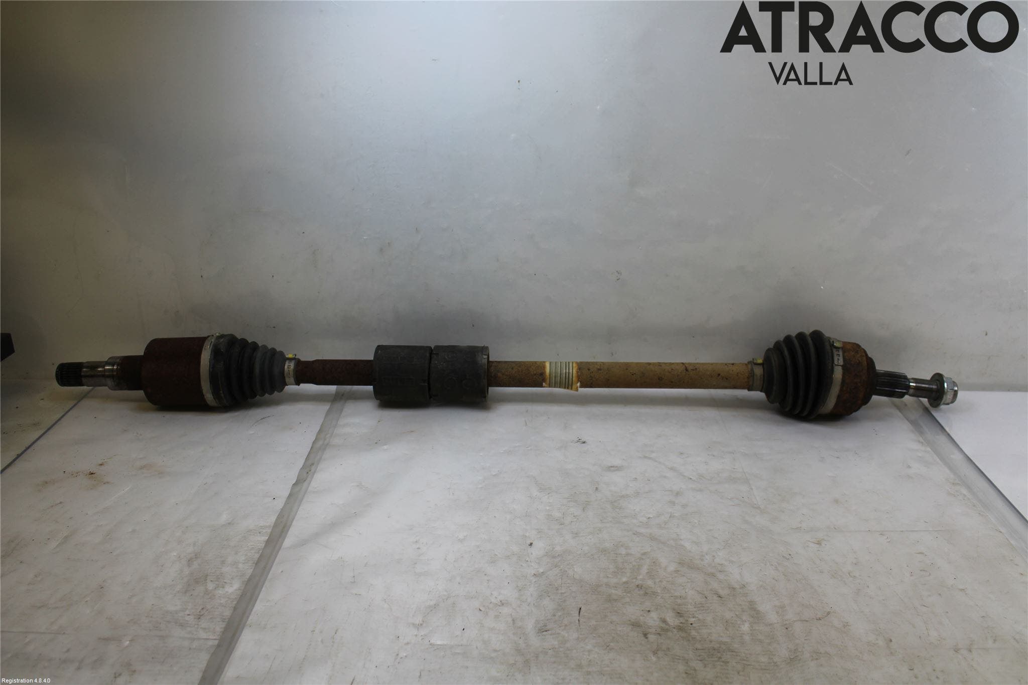 Ford FOCUS 15-18 Drivaxel Fram Höger