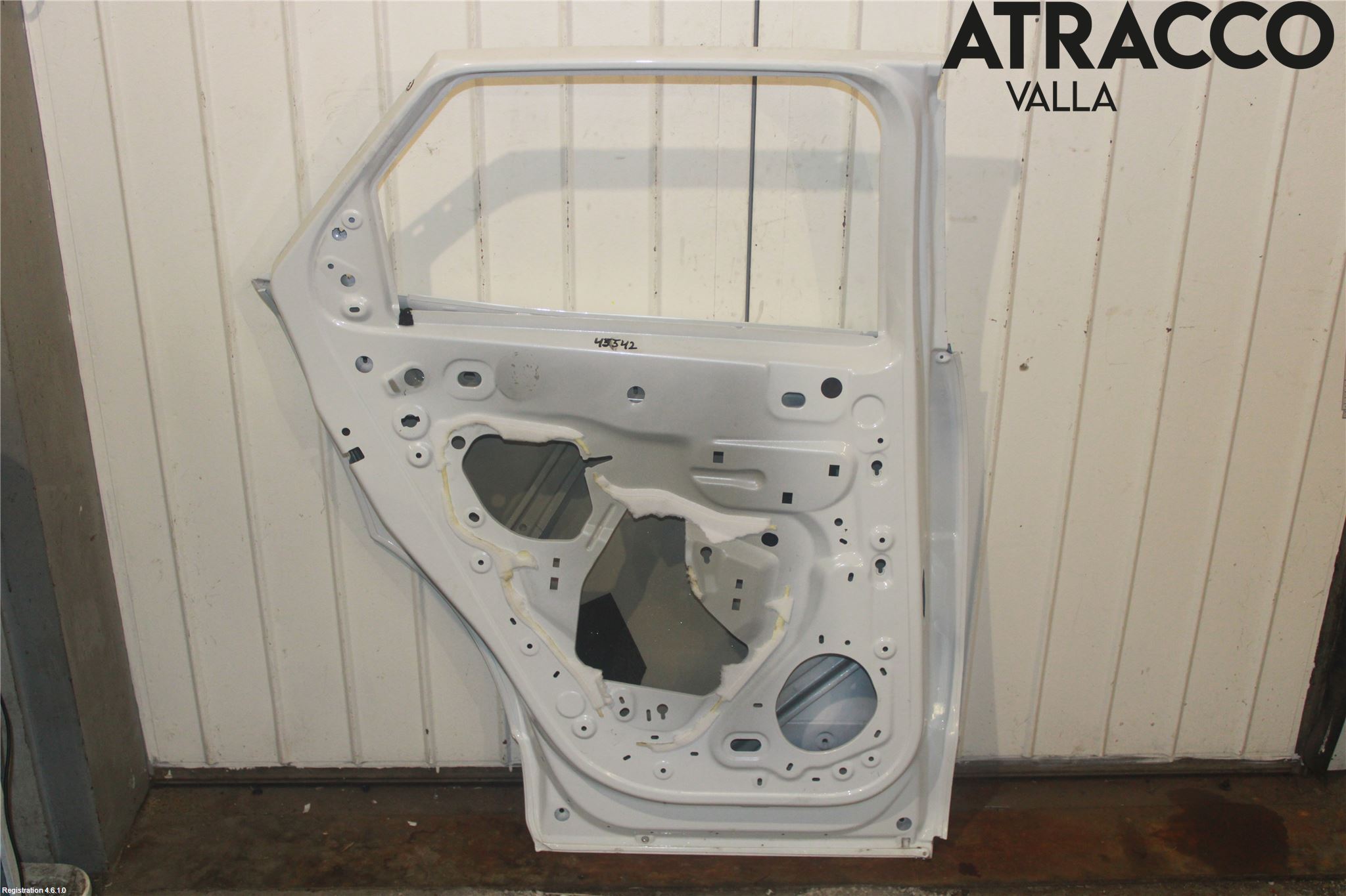 Peugeot 3008 17-24 Dörr Bak Vänster