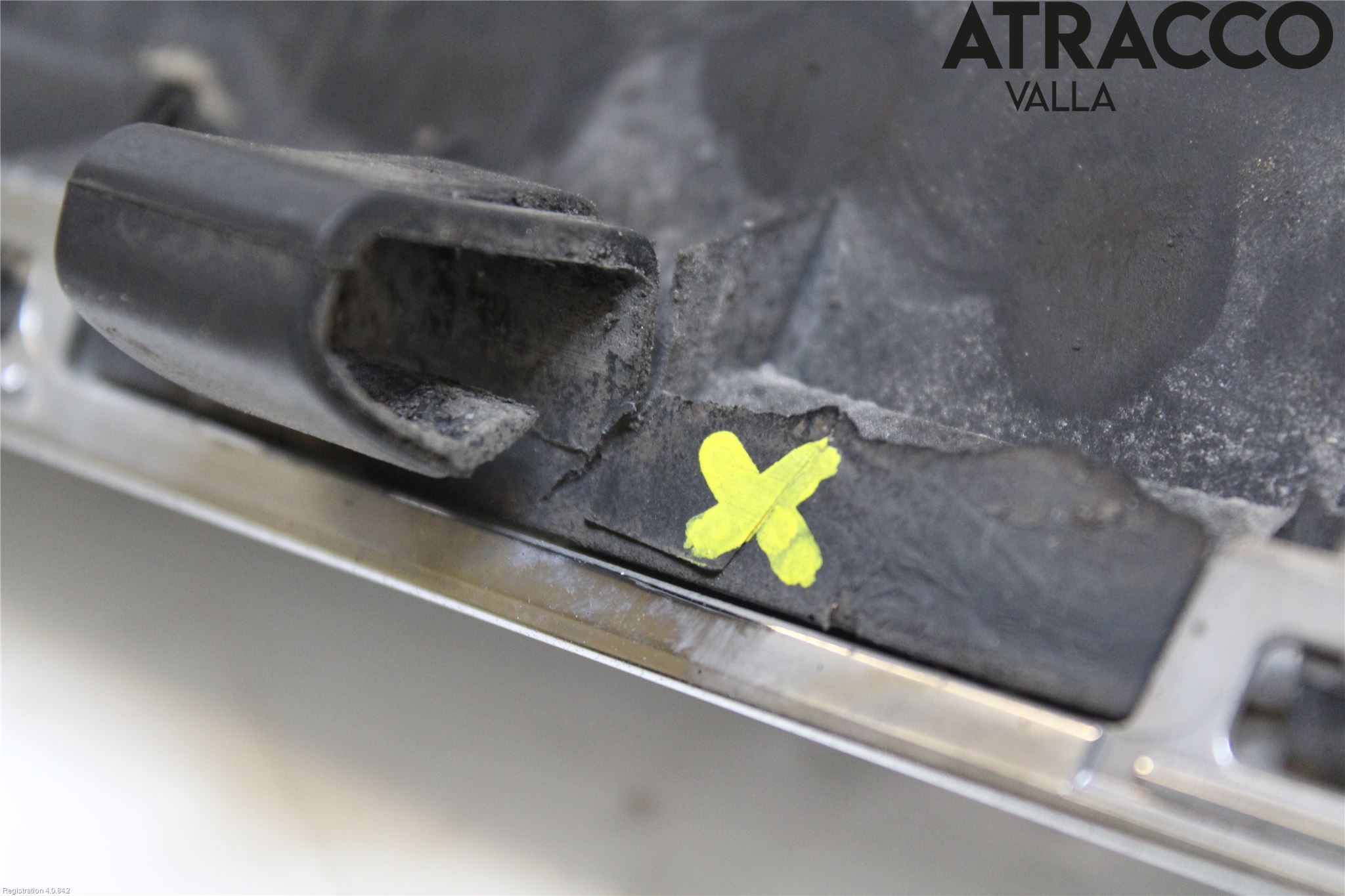 Volkswagen VW PASSAT 01-05 Grill Komp