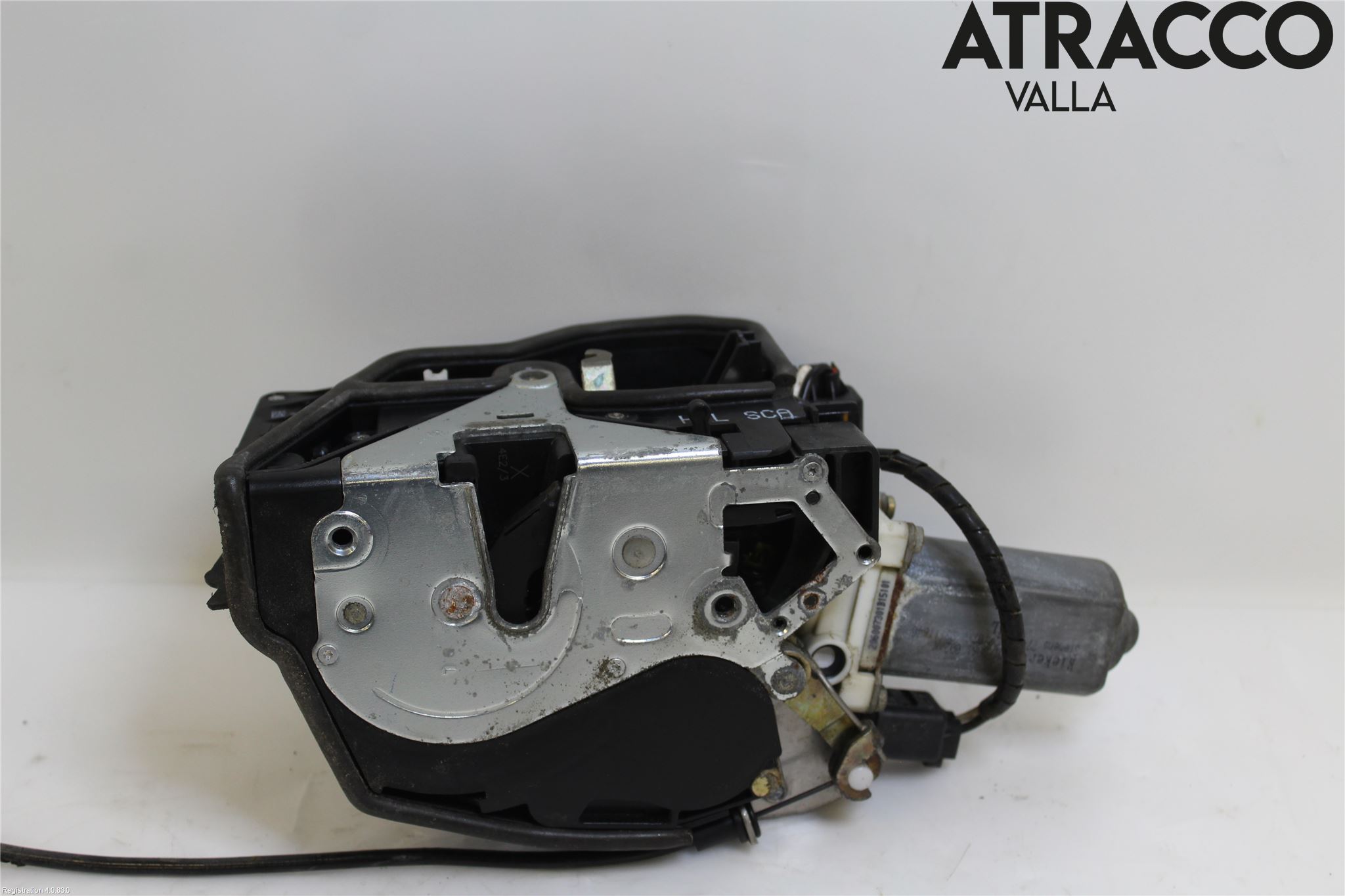 BMW 7 E65/66    00-08 Låskista-Dörrlås