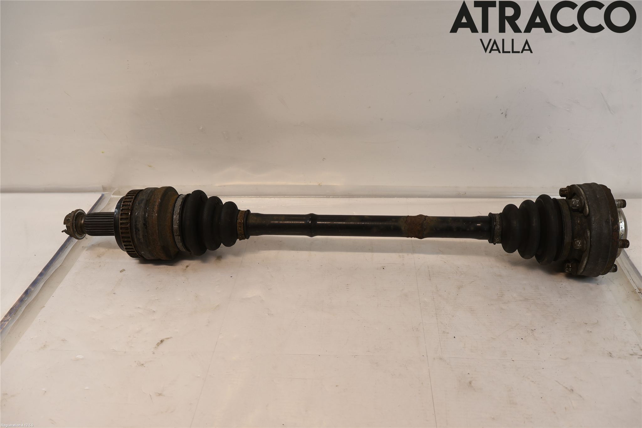 BMW 1 E87/81 5D/3D 03-11 Drivaxel Bak Vänster