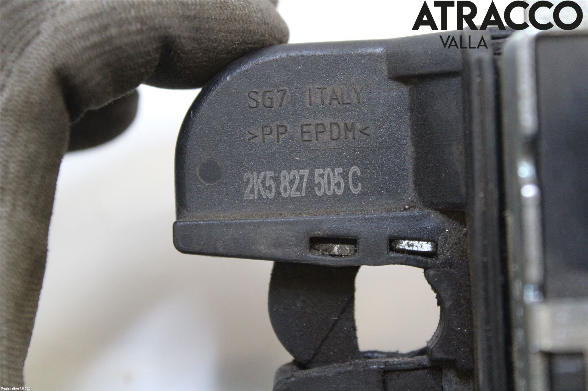 Volkswagen VW CADDY 16-20 Låskista Baklucka