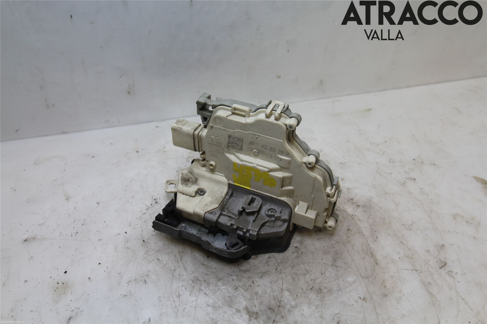 Audi A4/S4 B9 16-19 Låskista-Dörrlås