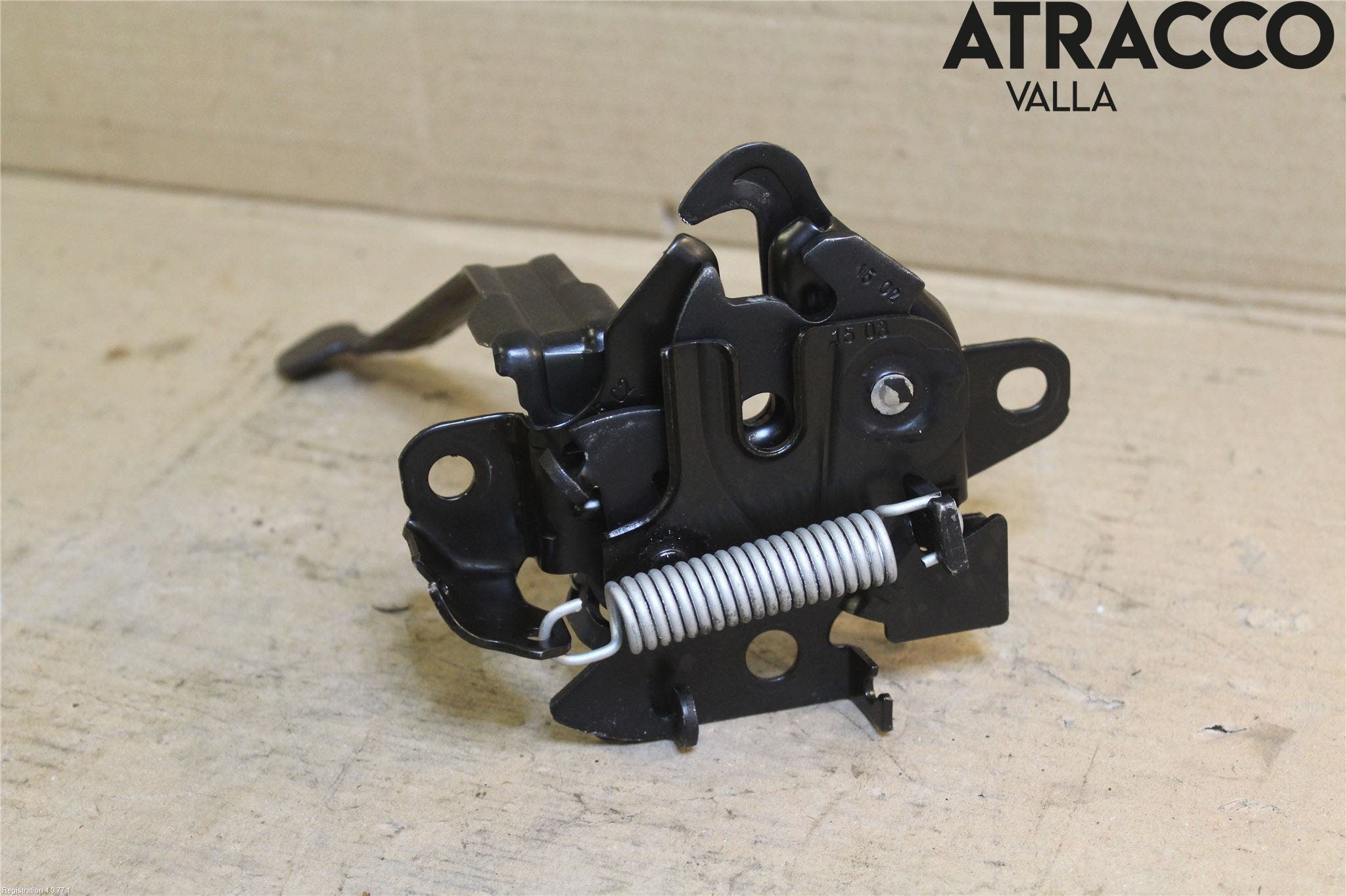 Toyota AURIS 13-19 Huvlås