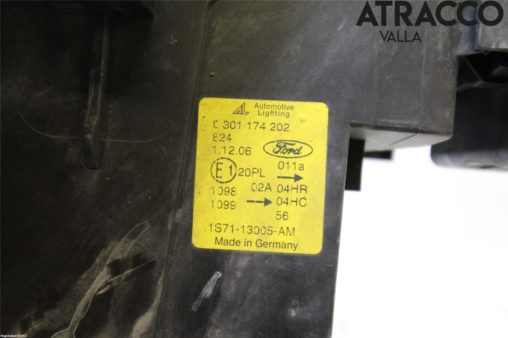 Ford MONDEO     01-06 Strålkastare Höger