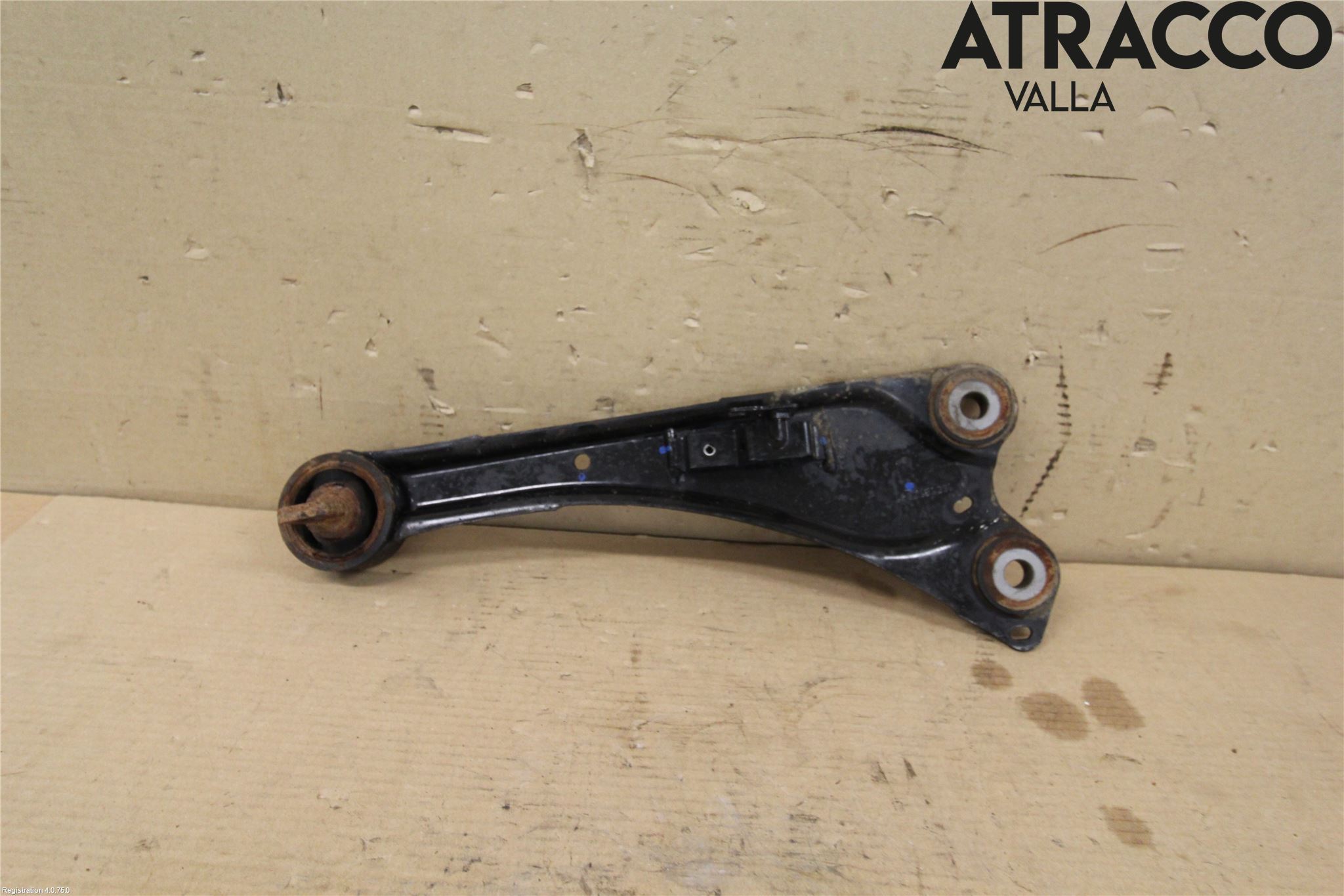 Toyota AURIS 13-19 Bärarm Bak Vänster