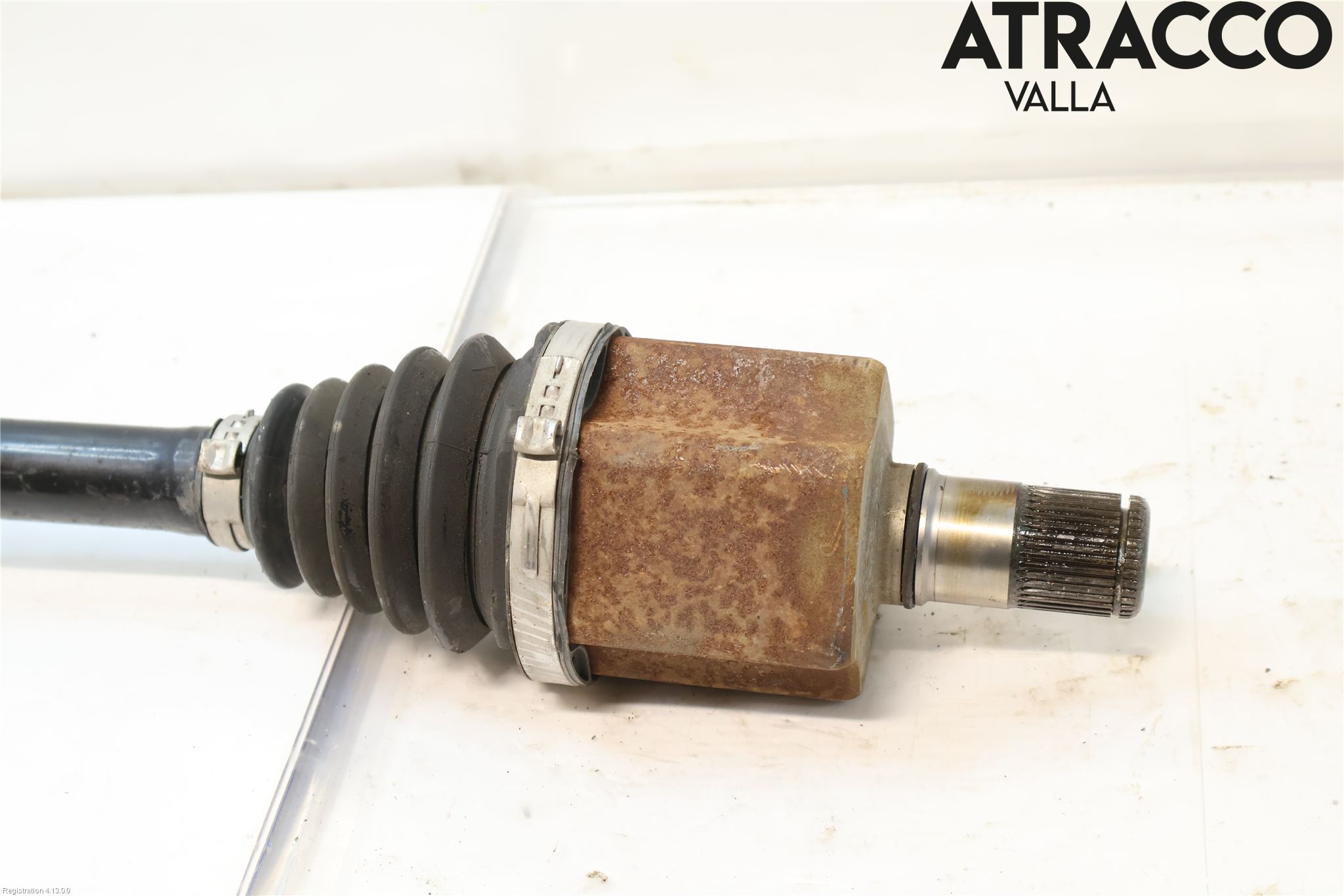 Skoda SUPERB 16-24 Drivaxel Fram Vänster