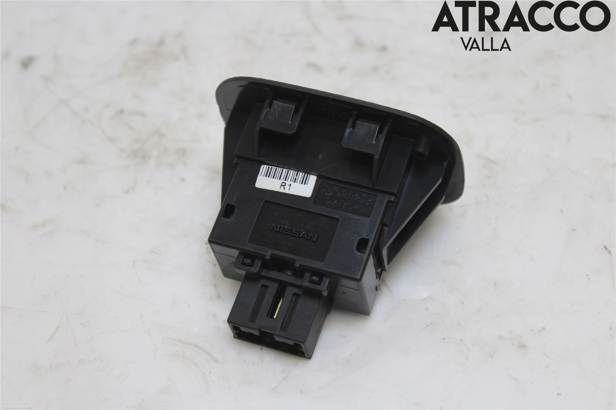 Nissan X-TRAIL 14-21 Strömställare Baklucka
