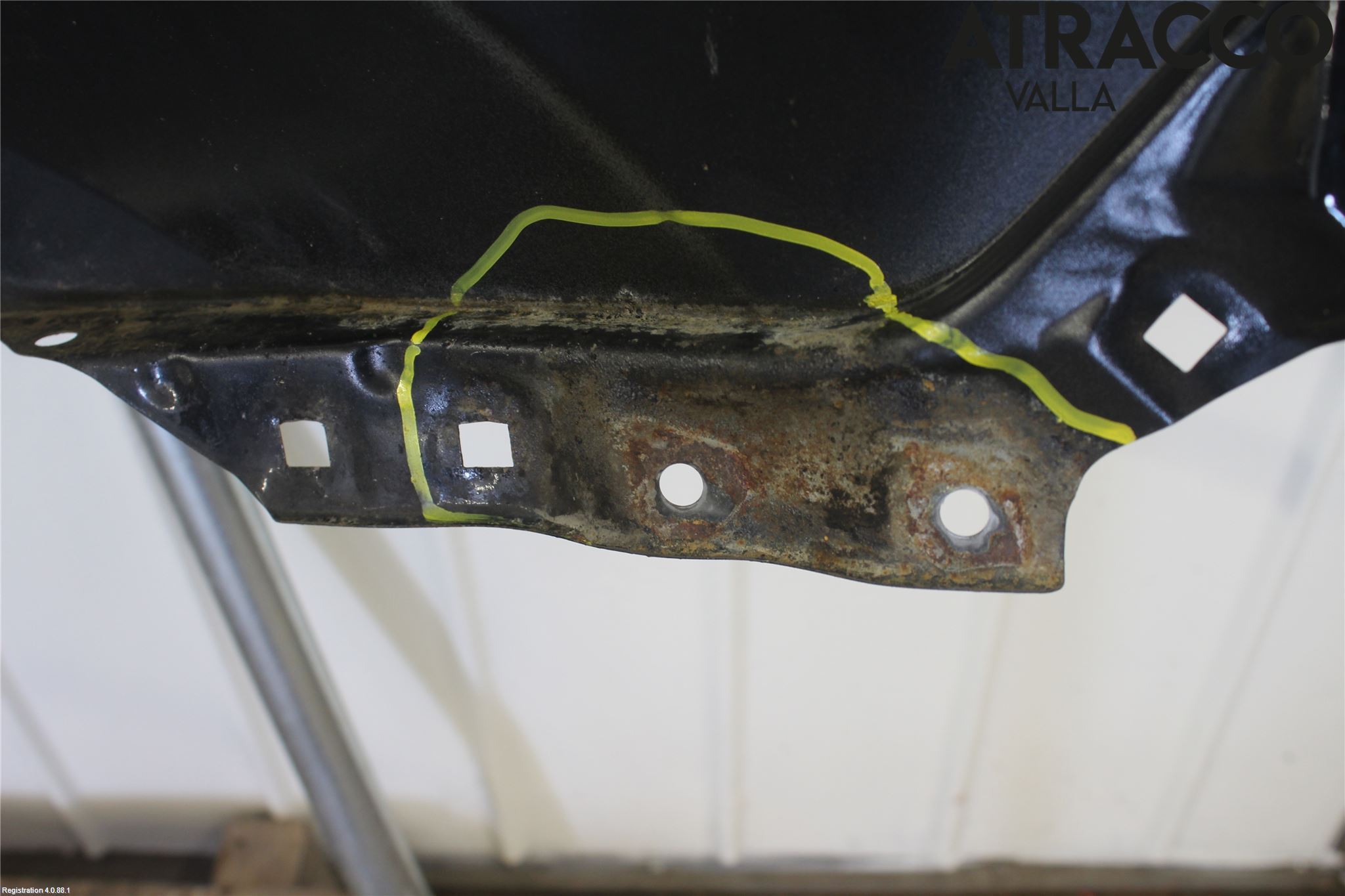 Subaru OUTBACK 10-15 Skärm Fram Vänster