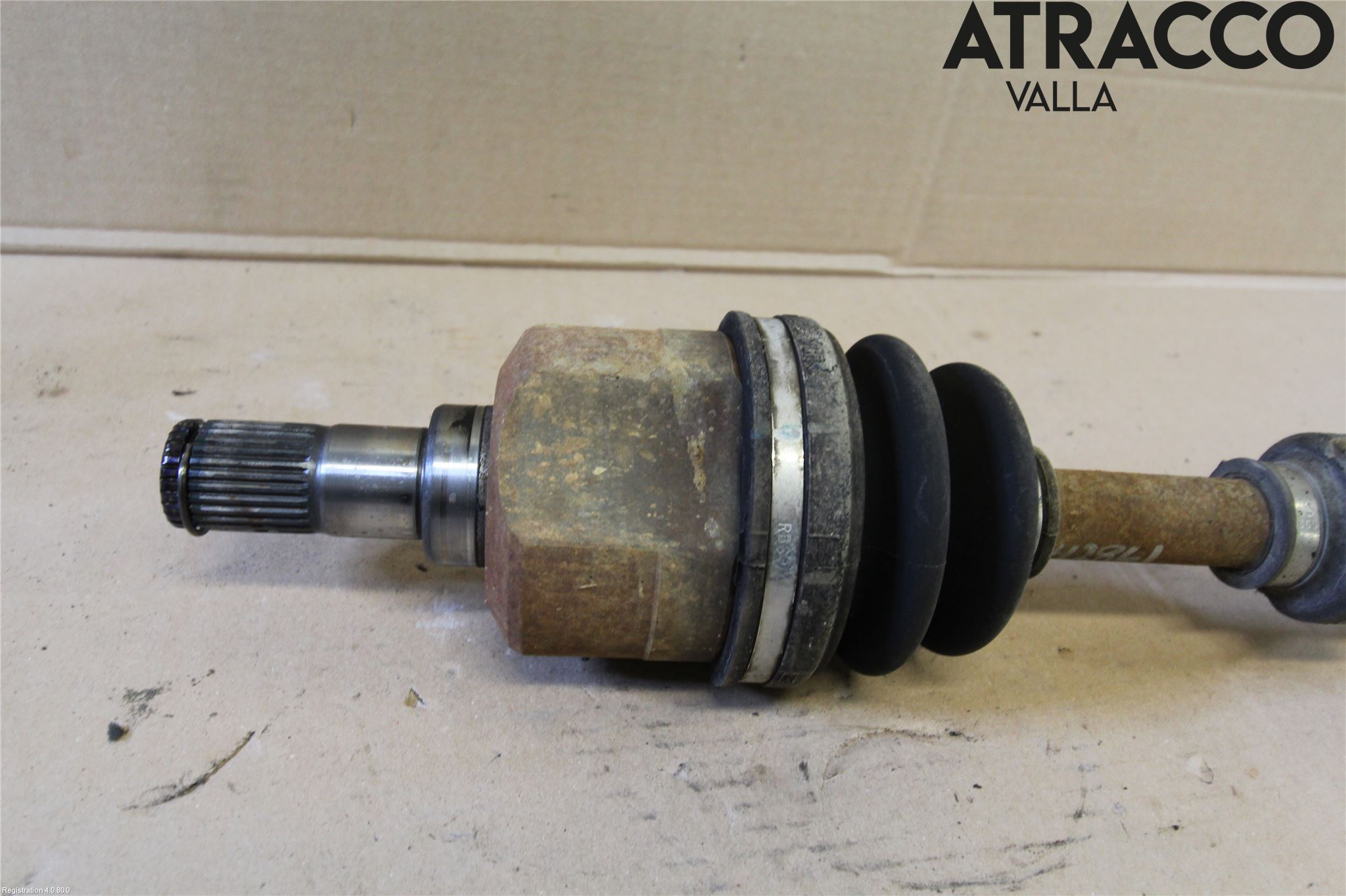Kia CARENS III 13-19 Drivaxel Fram Vänster