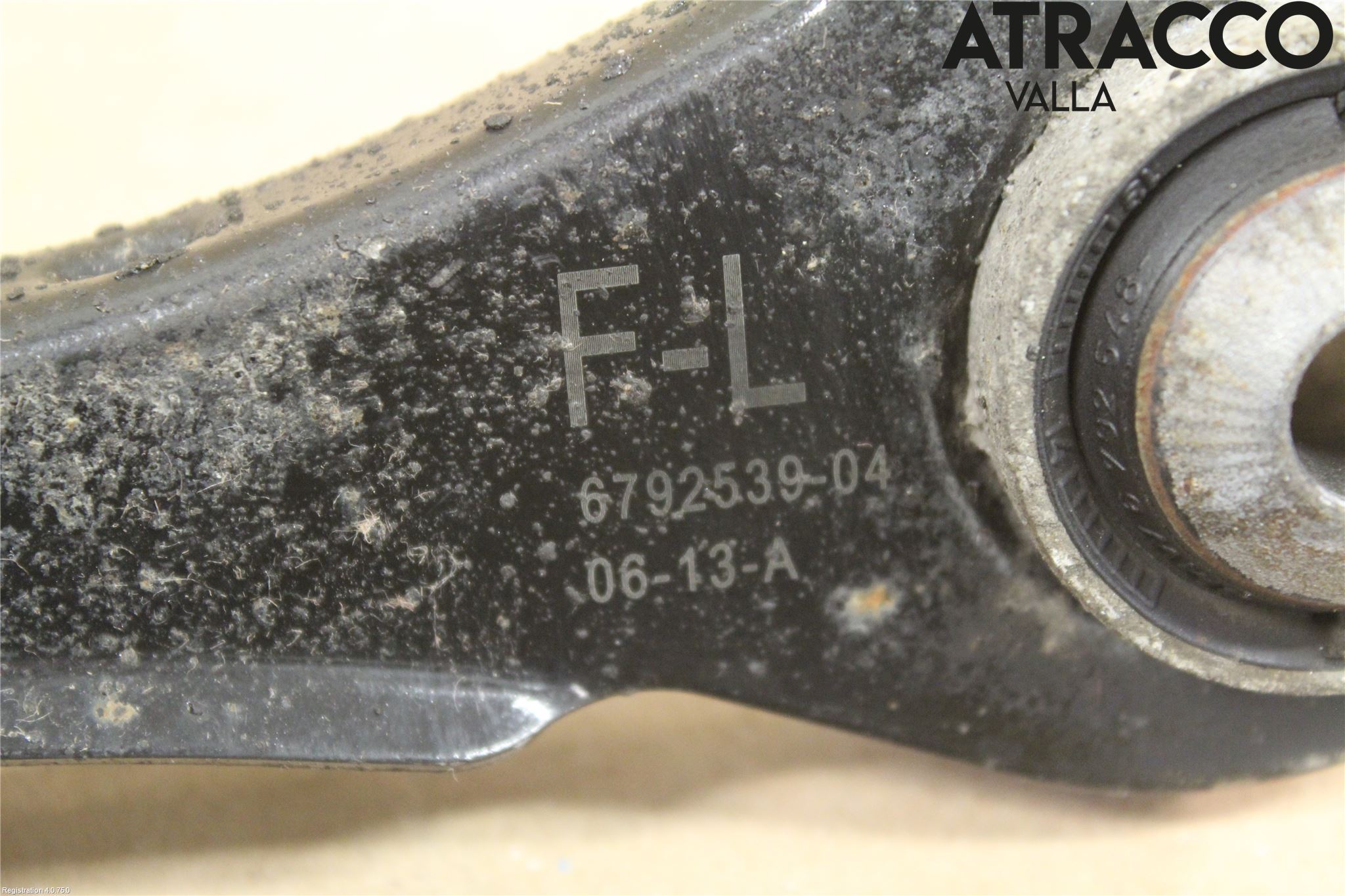 BMW 3 F30/F31/F80 12-19 Bärarm Bak Övre Vänster