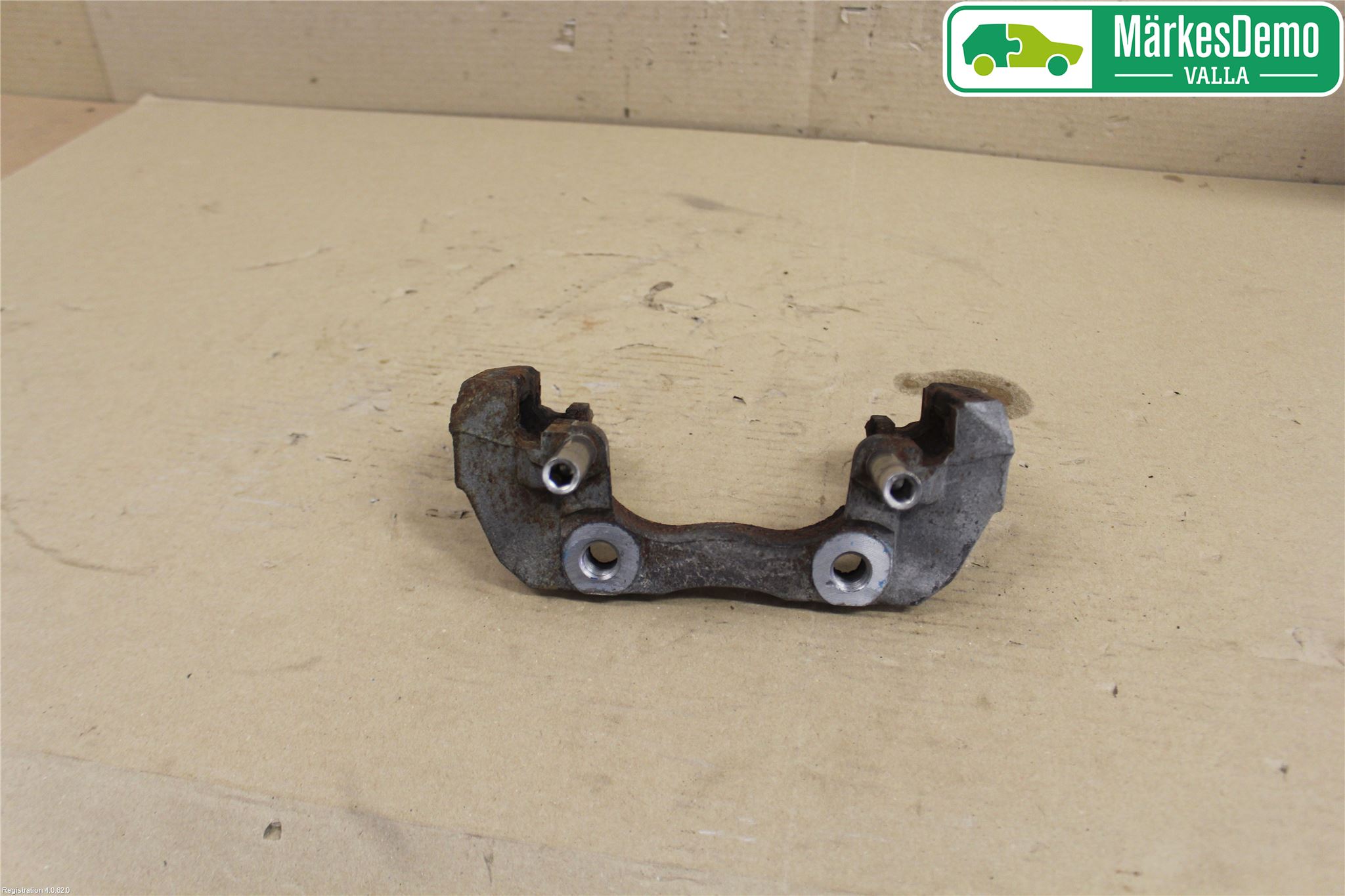 Volvo V40 12-19 Bromsokshållare