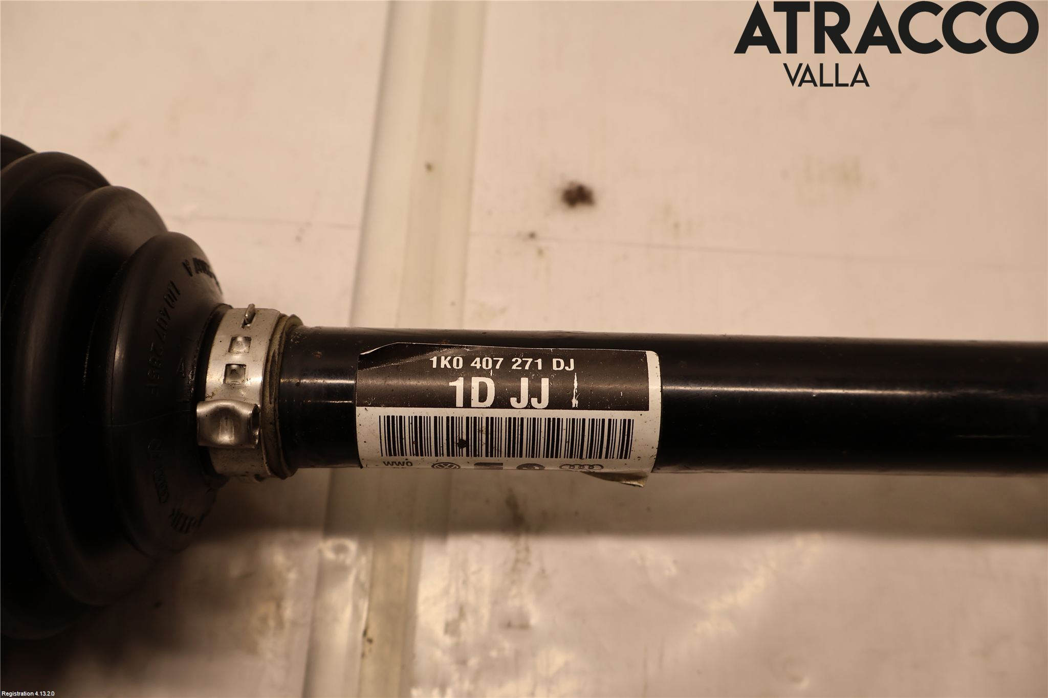 Volkswagen VW GOLF V 04-09 Drivaxel Fram Vänster