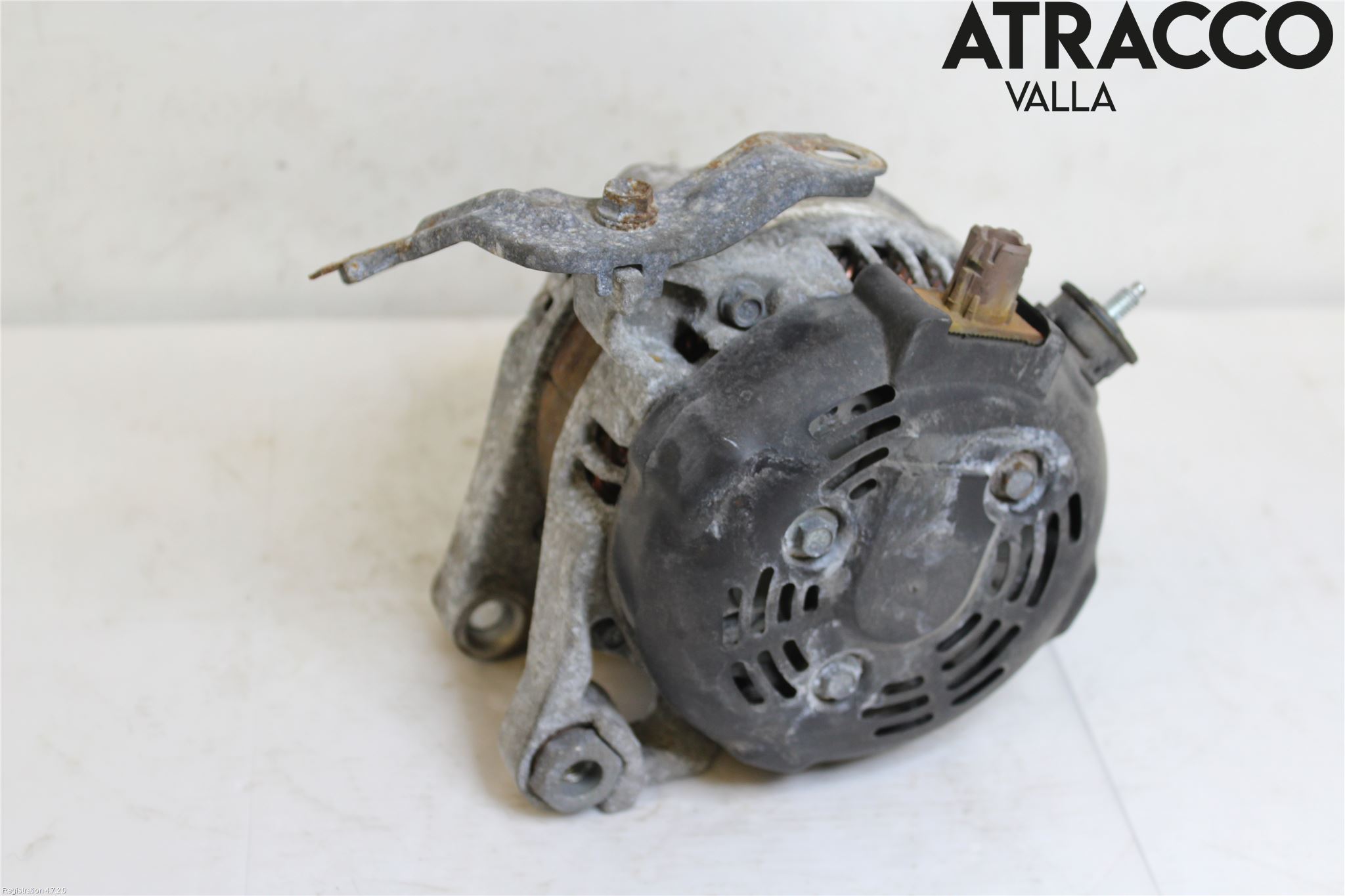 Toyota YARIS XP130 12-14 Generator