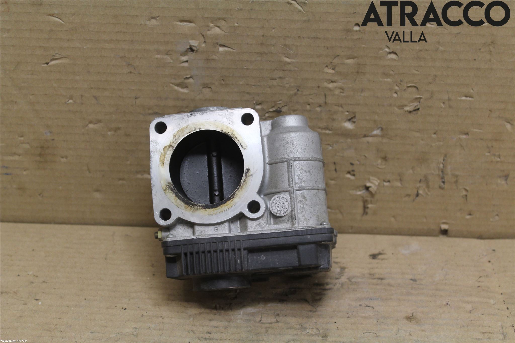 Nissan ALMERA    00-06 Injspjällhus