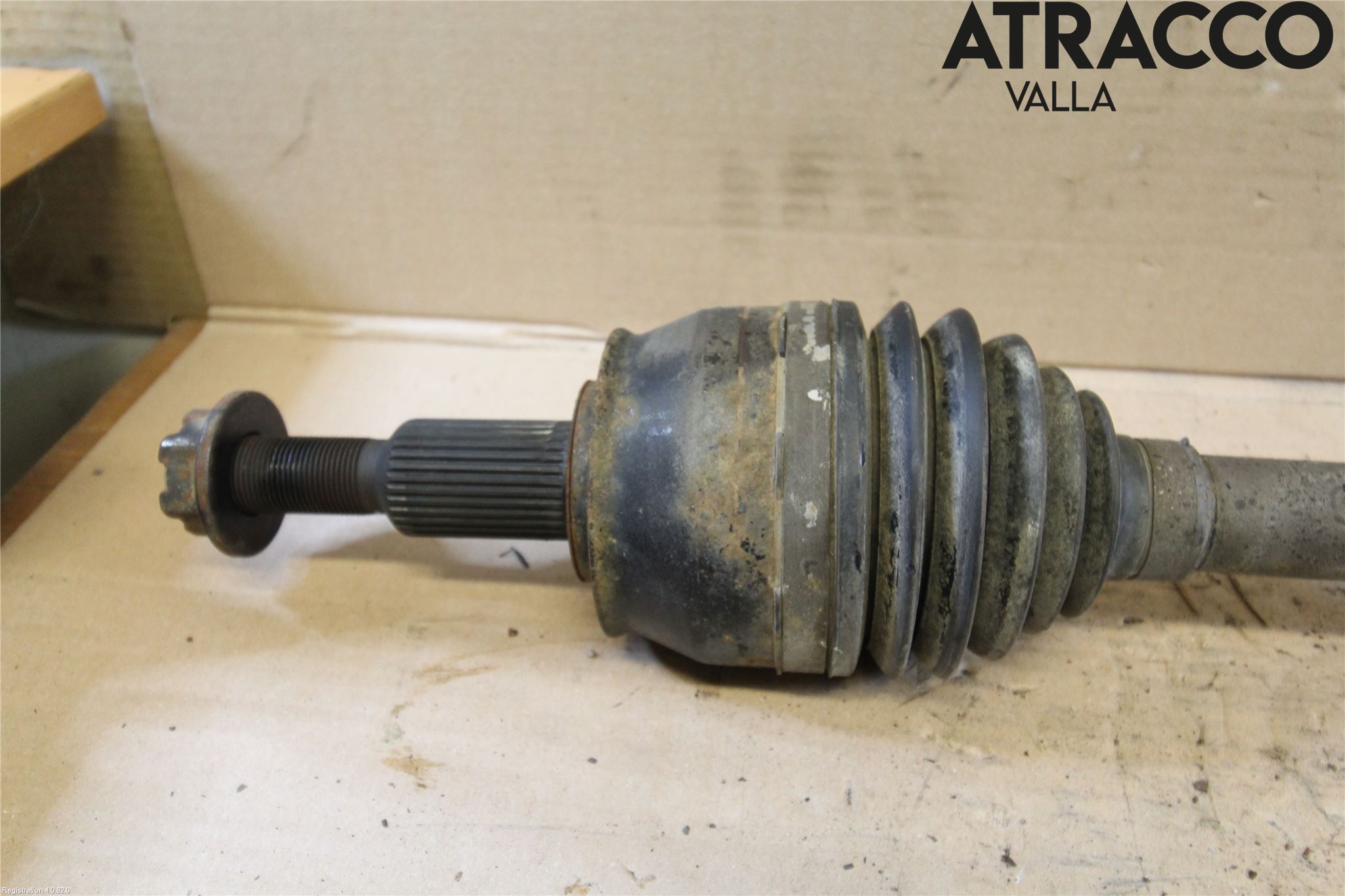 Jeep GRAND CHEROKEE 10-20 Drivaxel Bak Höger