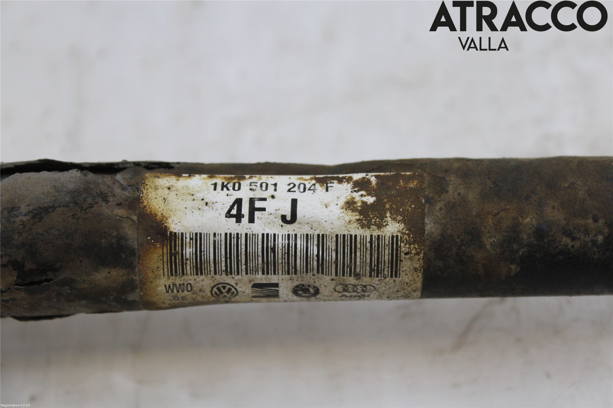 Volkswagen VW PASSAT 11-14 Drivaxel Bak Höger