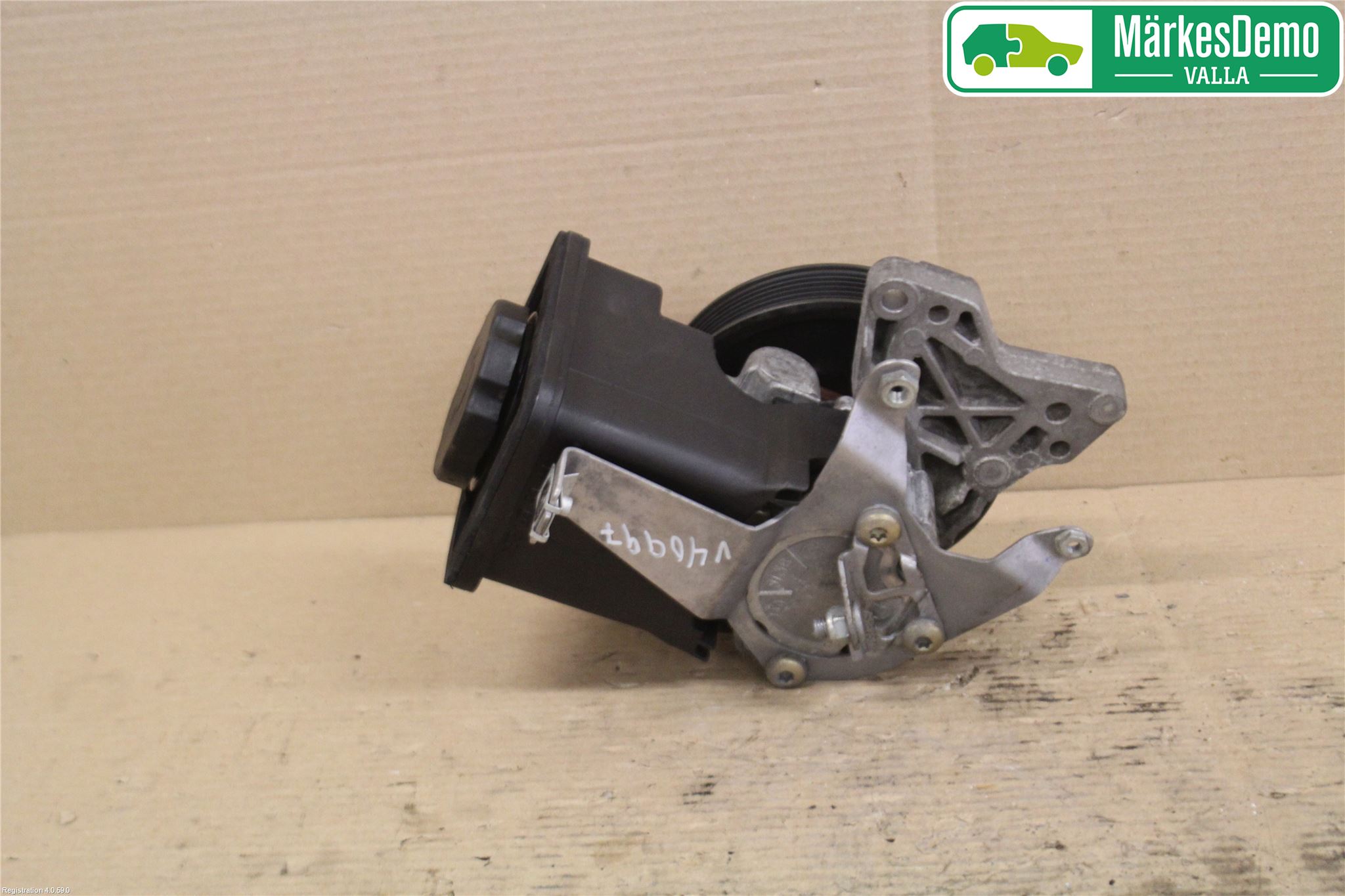 BMW 3 E46      98-05 Styrservopump