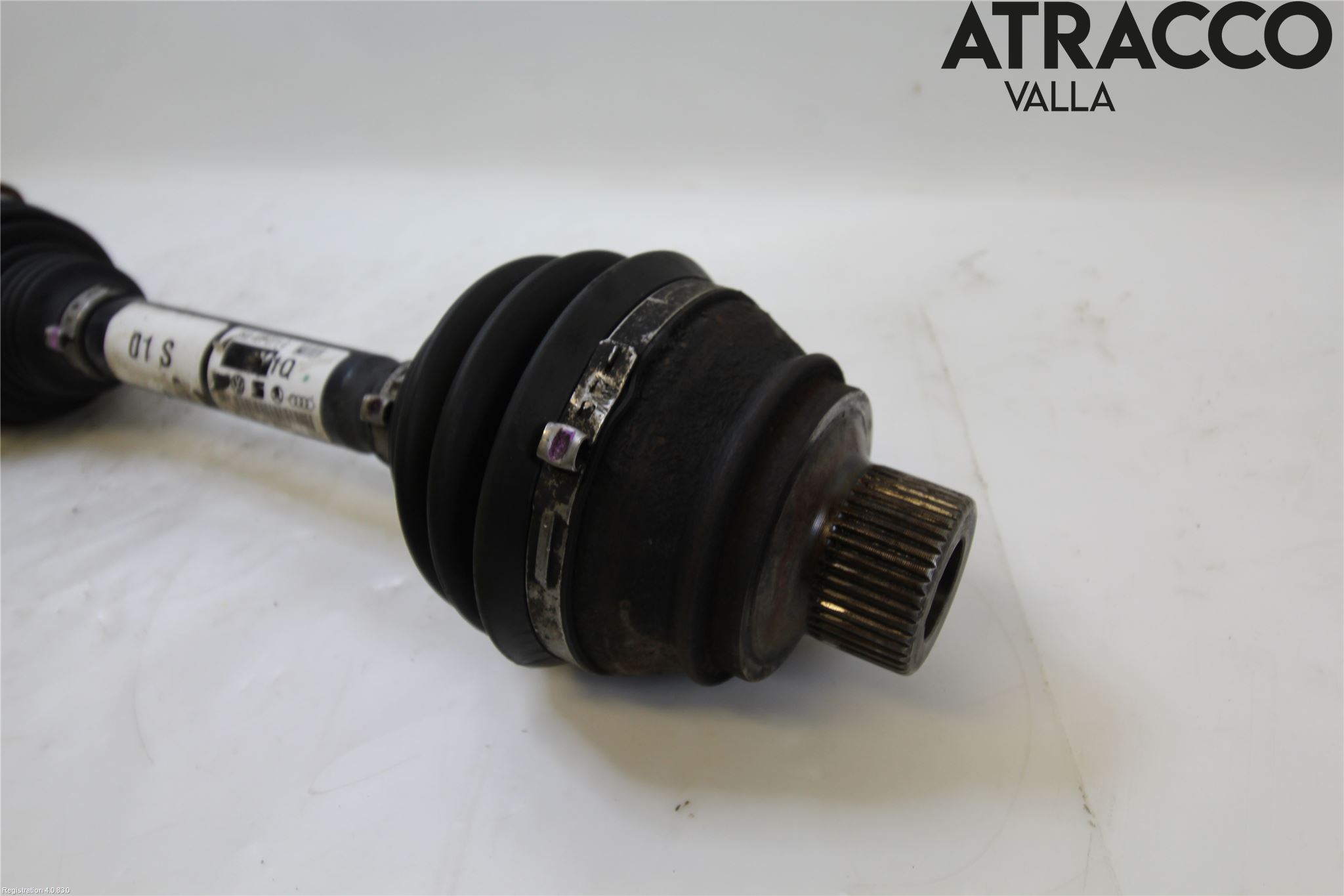 Audi A4/S4 08-11 Drivaxel Fram Vänster