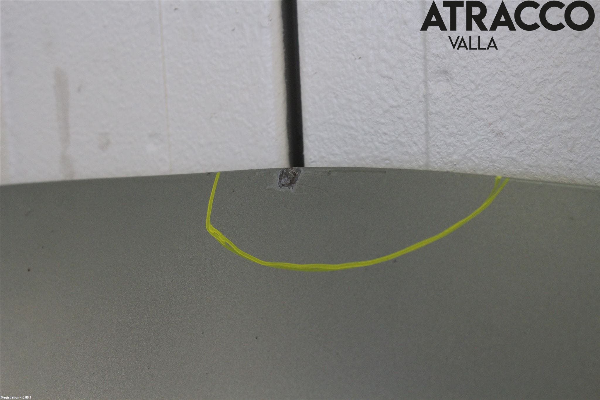 Toyota AVENSIS 03-06 Huv Fram