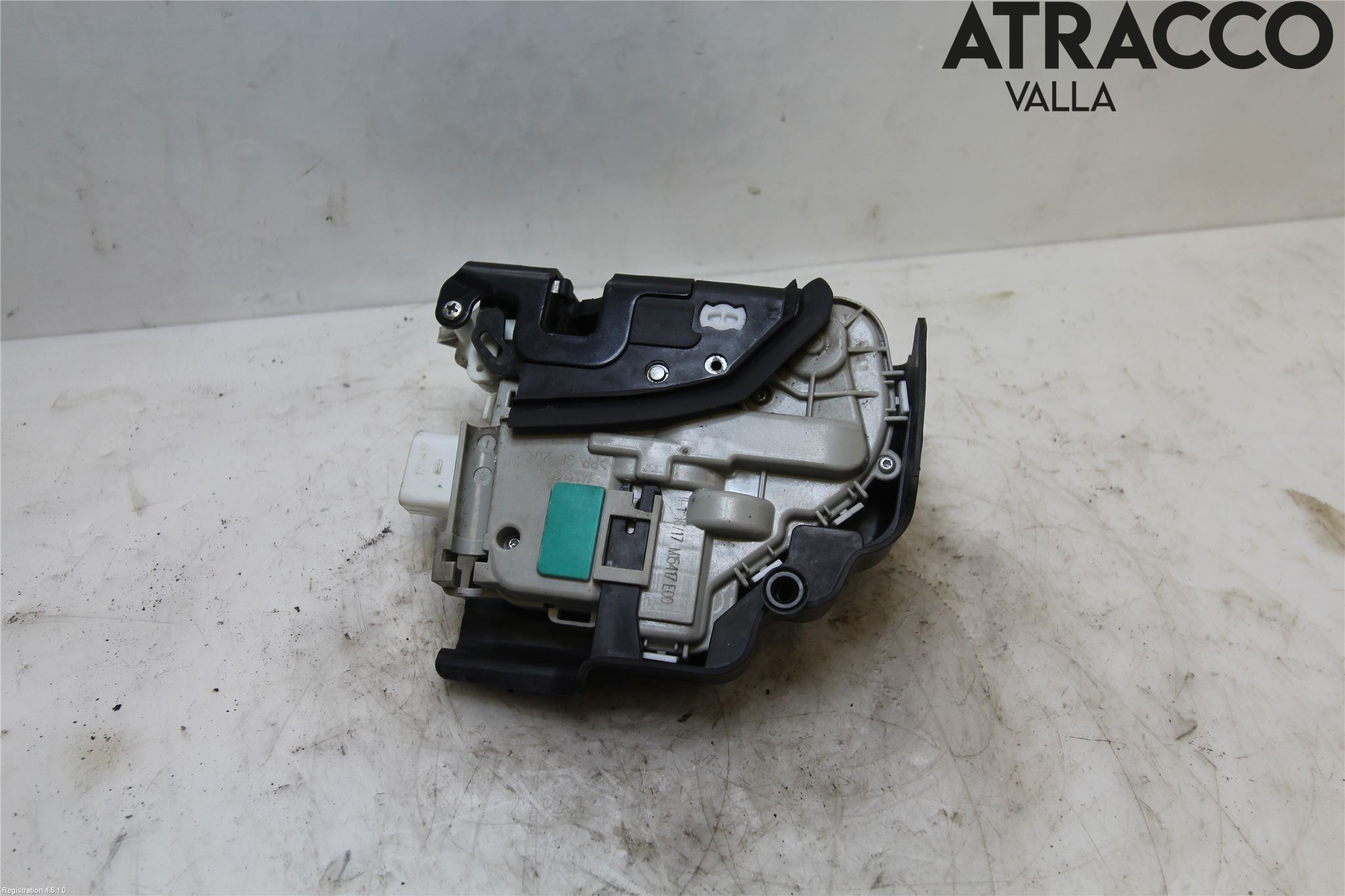 Audi A4/S4 B9 16-19 Låskista-Dörrlås