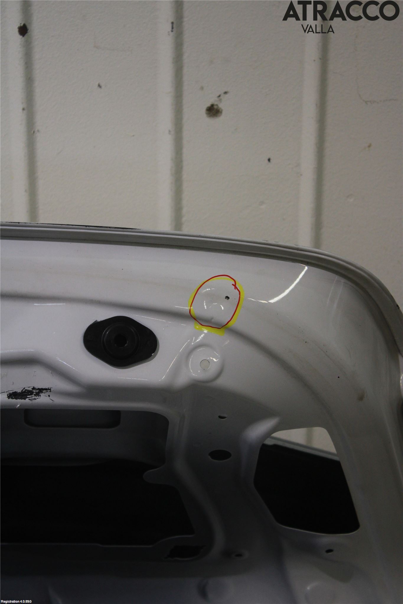 BMW 5 F10/F11/F18 09-17 Baklucka (Ej Med Ruta)