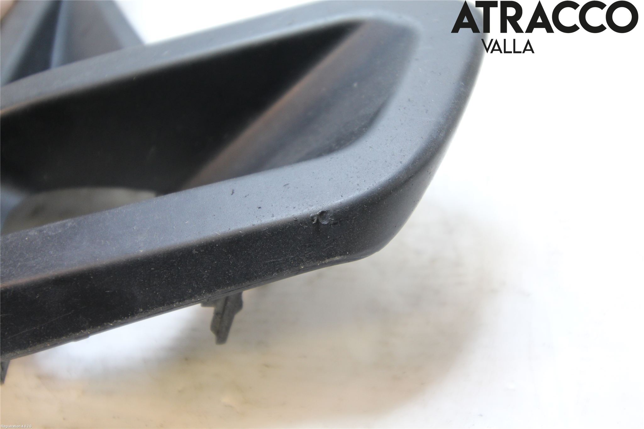 Toyota HILUX 16- Dimljussarg Fram