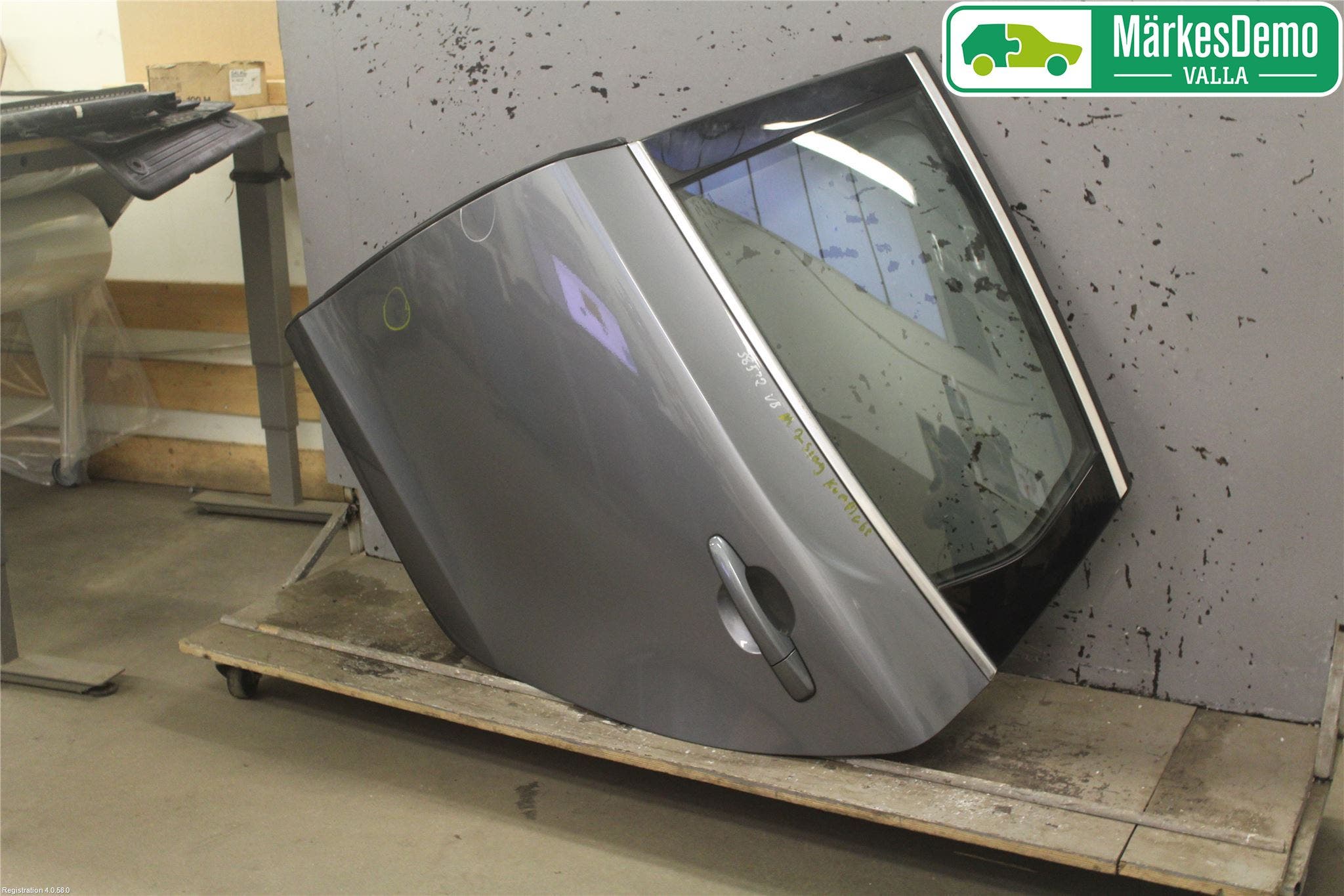 Volvo V40 12-19 Dörr Bak Vänster