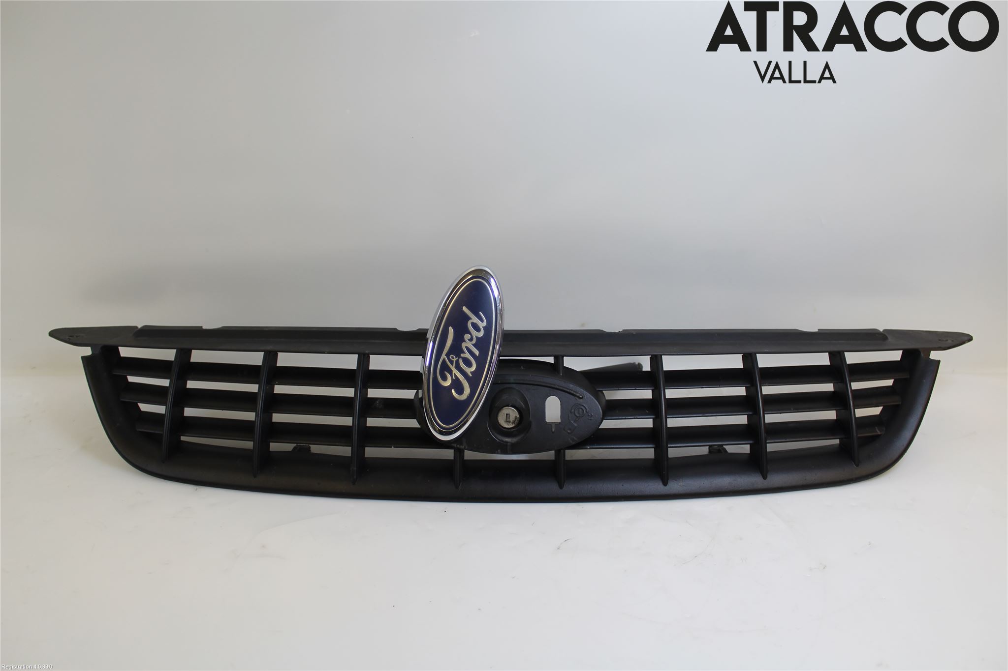 Ford FOCUS 08-11 Grill Komp