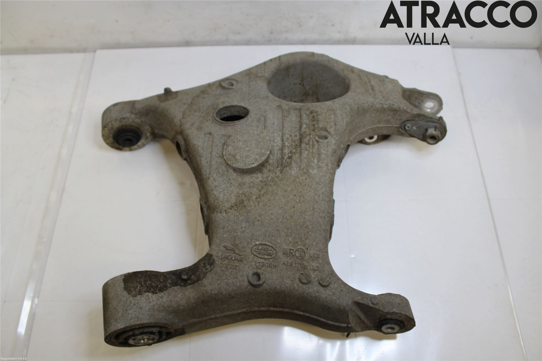 Jaguar F-PACE Bärarm Bak Höger