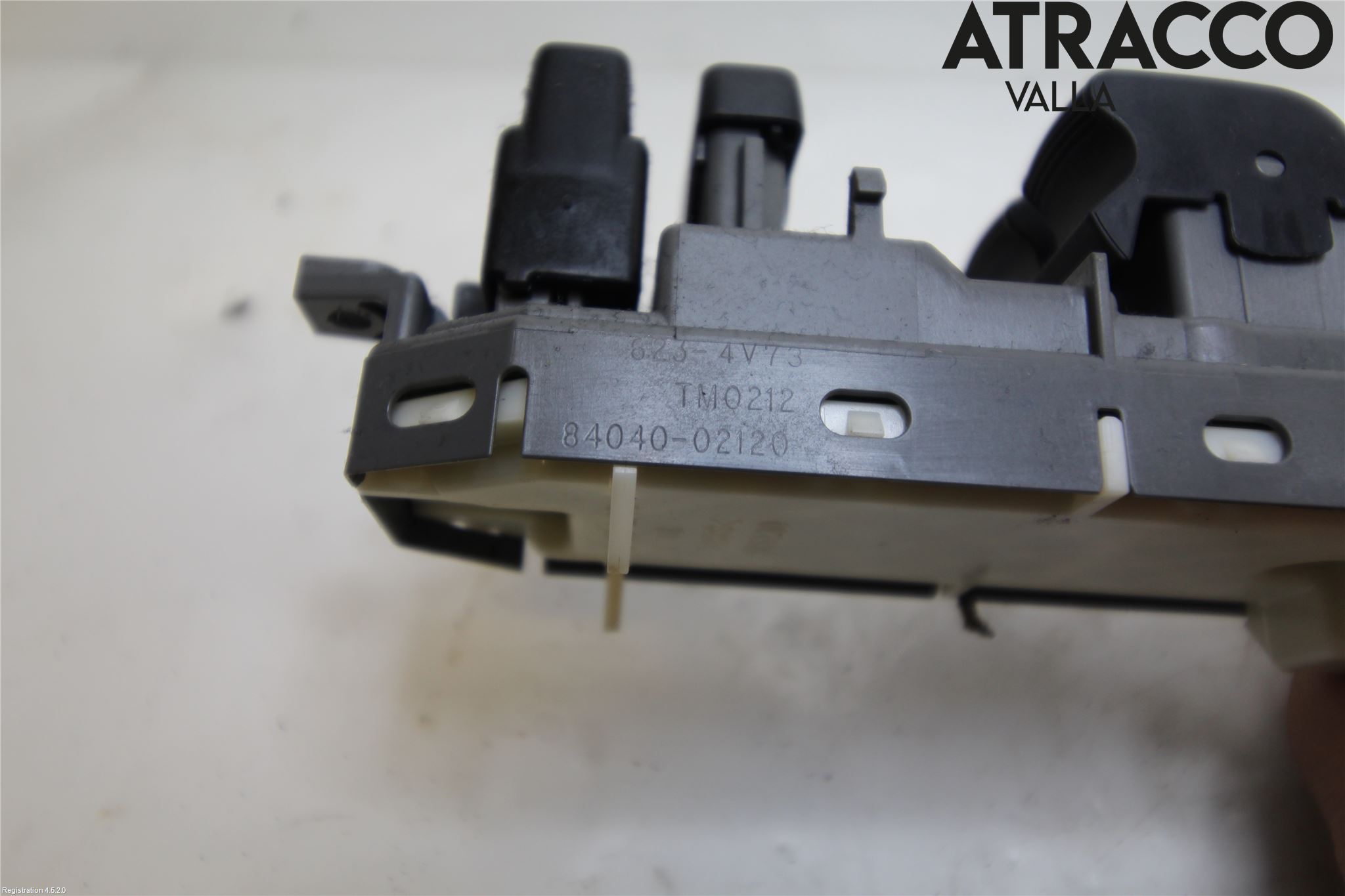 Toyota AURIS 13-19 Strömställare Elhiss