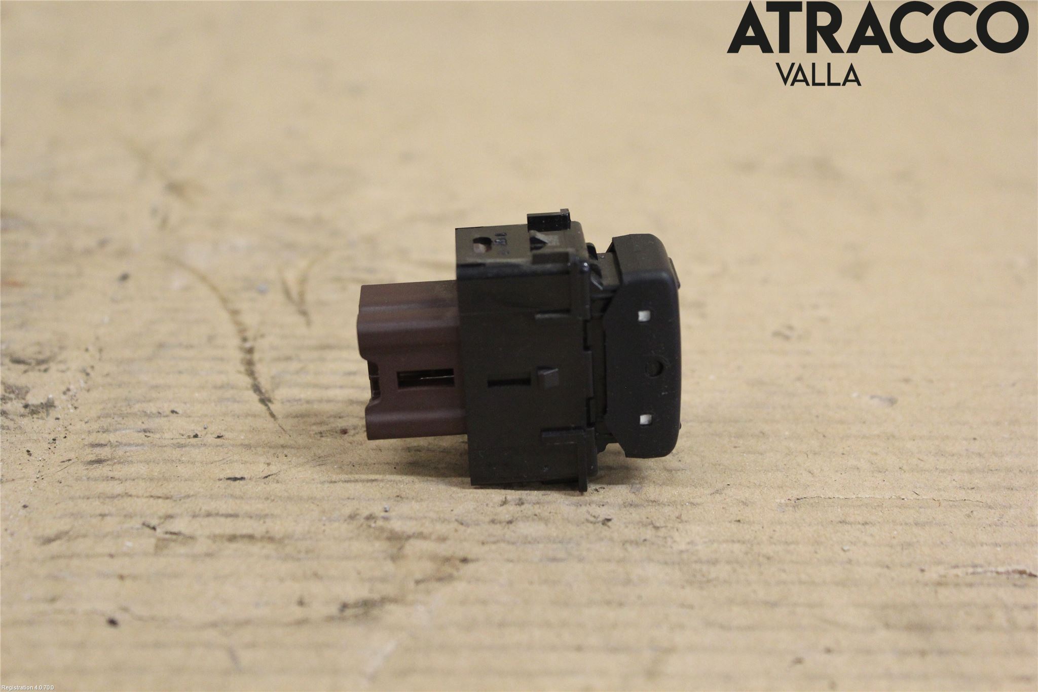 Nissan NAVARA 05-16 Strömställare Stolvärme