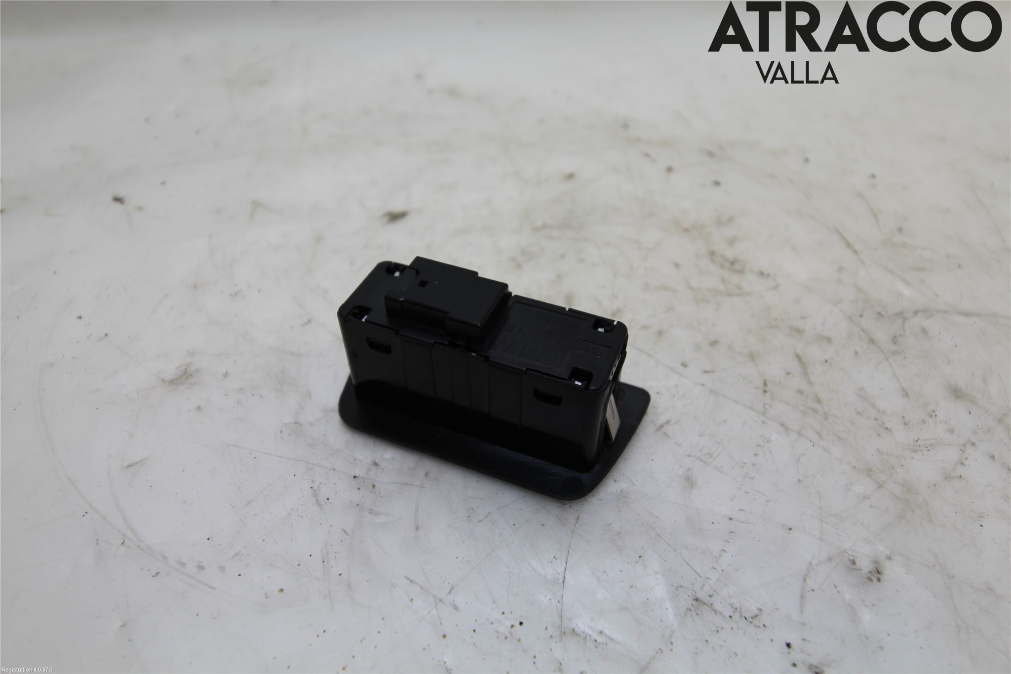 BMW 5 F10/F11/F18 09-17 Strömställare Baklucka