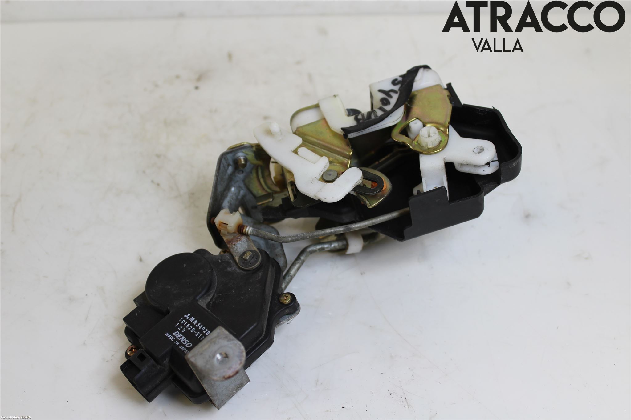 Mitsubishi OUTLANDER 01-07 Låskista-Dörrlås