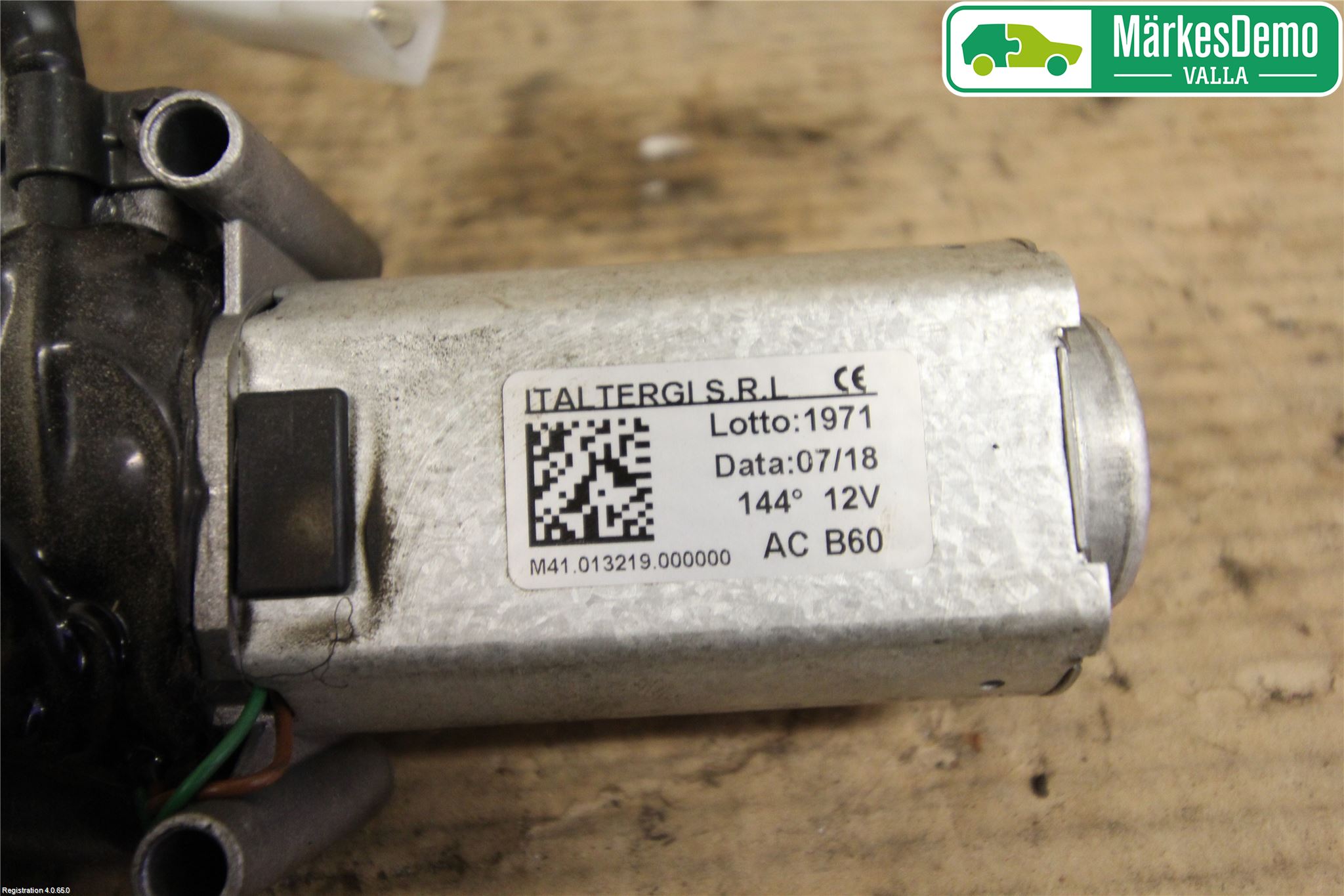Mopedbil Aixam AIXAM CROSSLINE Torkarmotor Baklucka