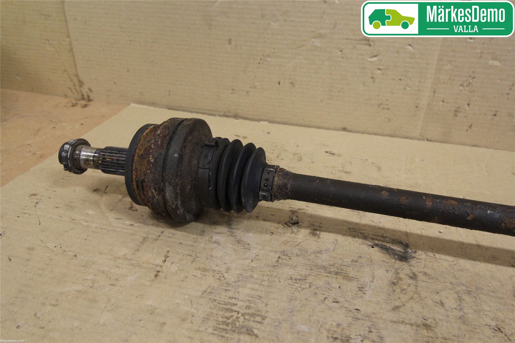 Mercedes-Benz MB E-KLASS (W212) 09-16 Drivaxel Bak Vänster