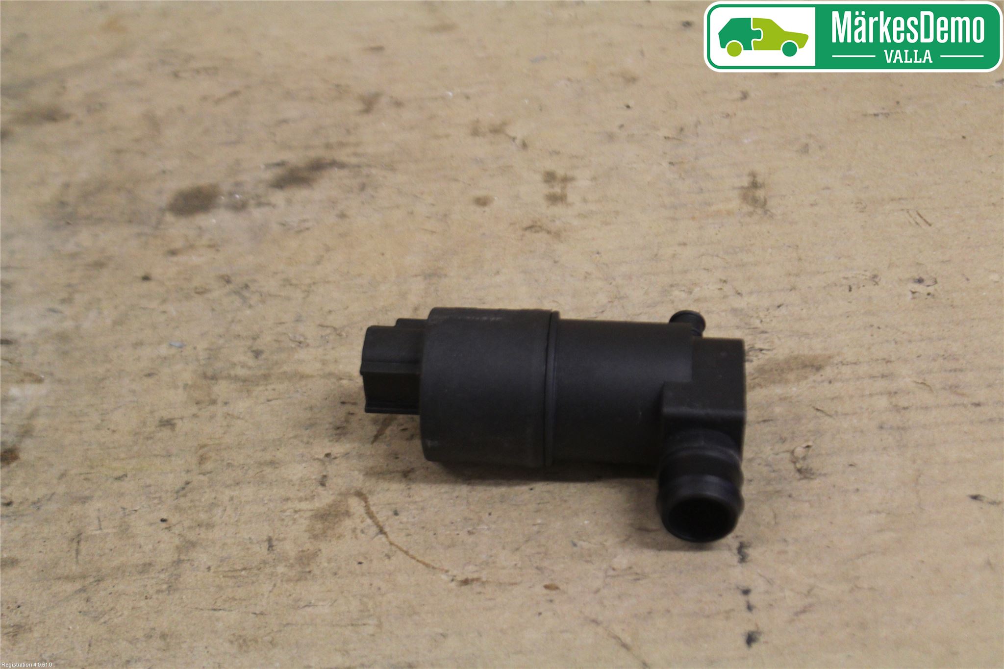Toyota YARIS XP130 12-14 Spolarpump Baklucka