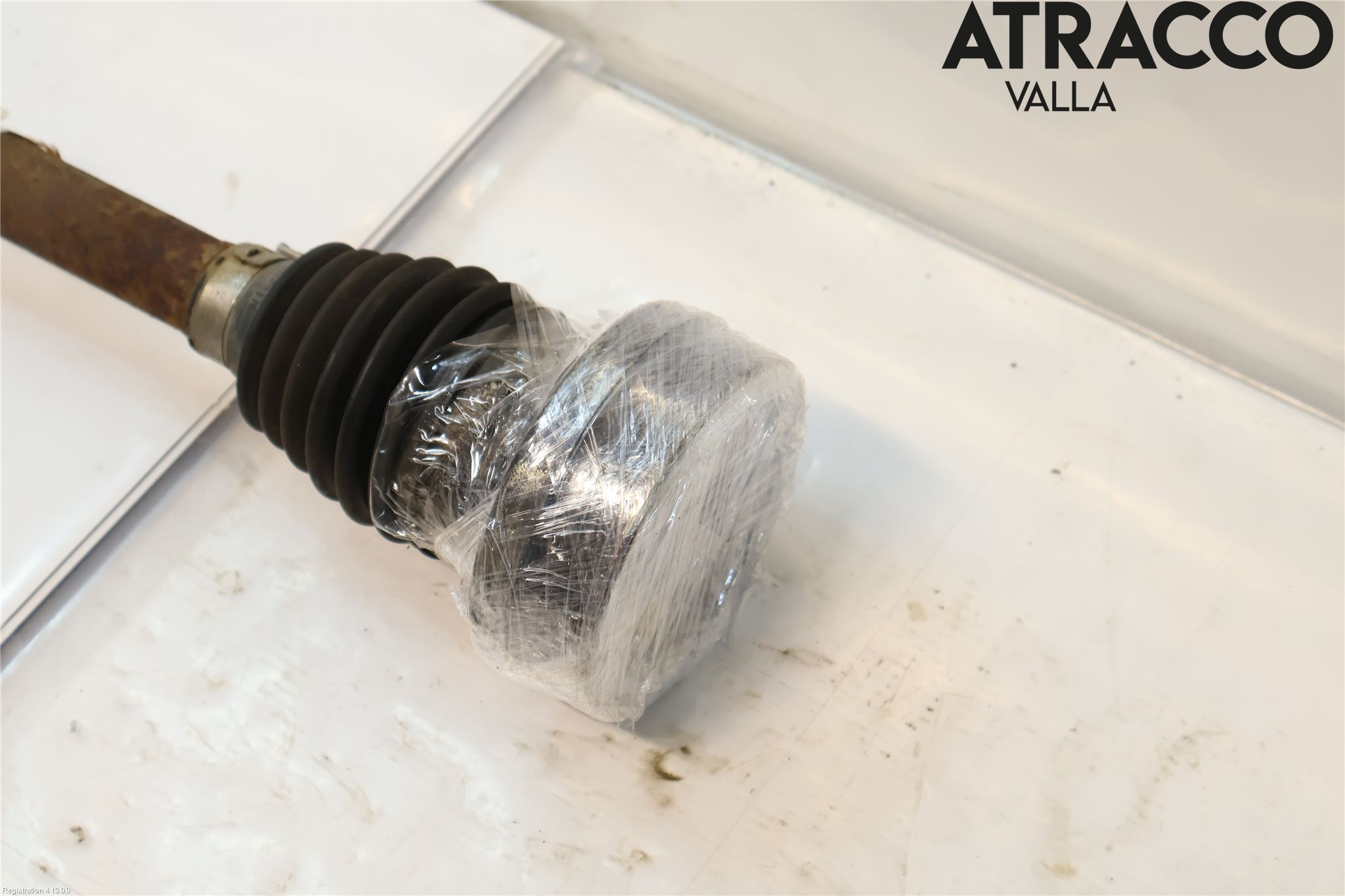 Volkswagen VW TOURAN 16- Drivaxel Fram Vänster