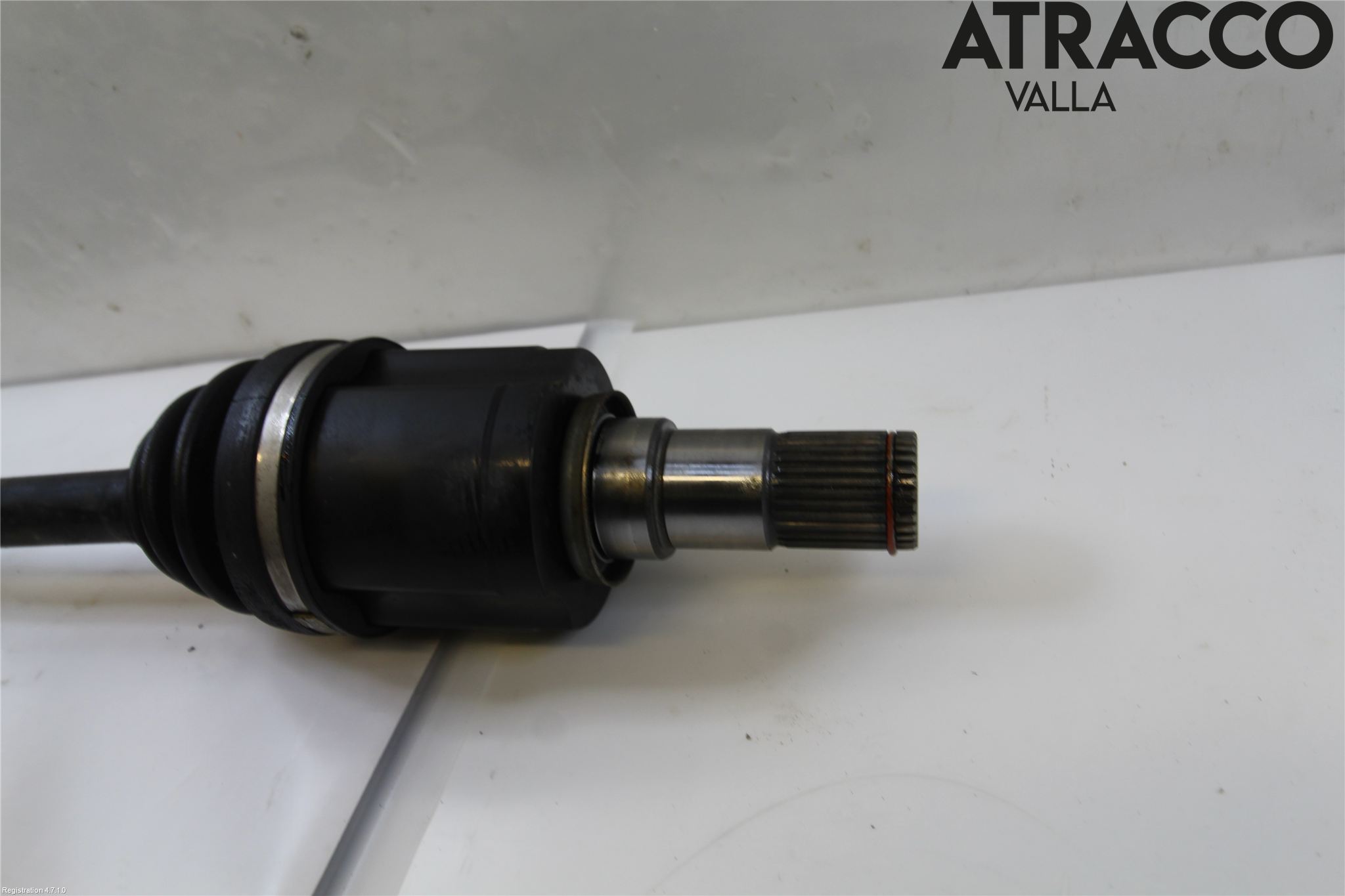 Mazda CX-5 17- Drivaxel Fram Vänster