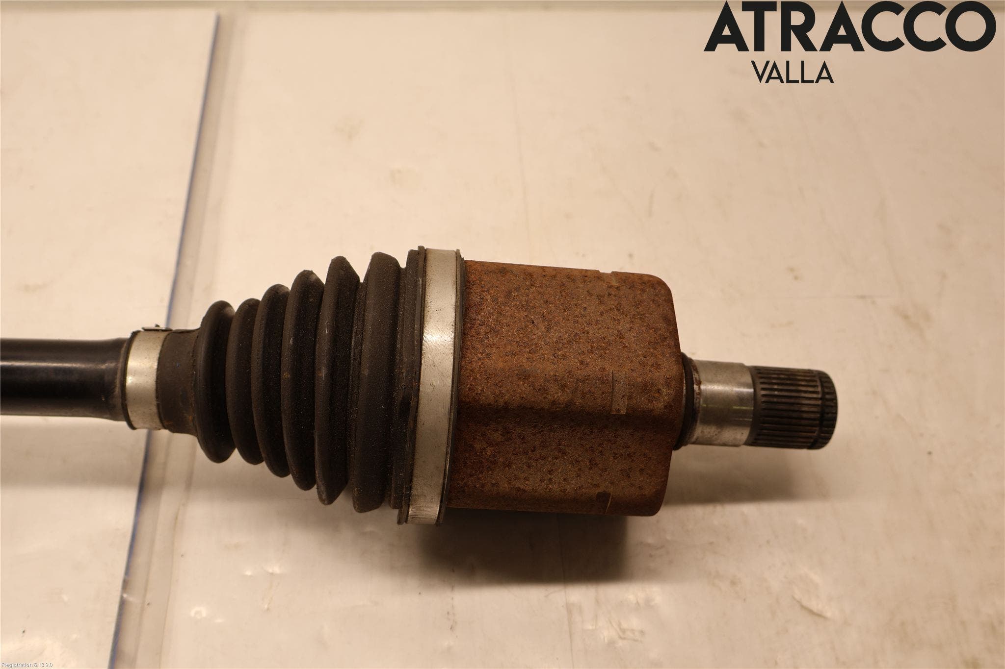 Volkswagen VW TRANSP/CARAVELLE (T6) 16-22 Drivaxel Fram Vänster