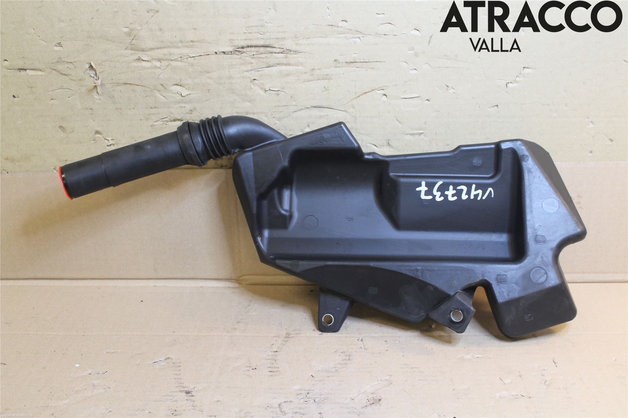 Audi A6 ALLROAD 12-18 Spolartank Vindruta-Strål