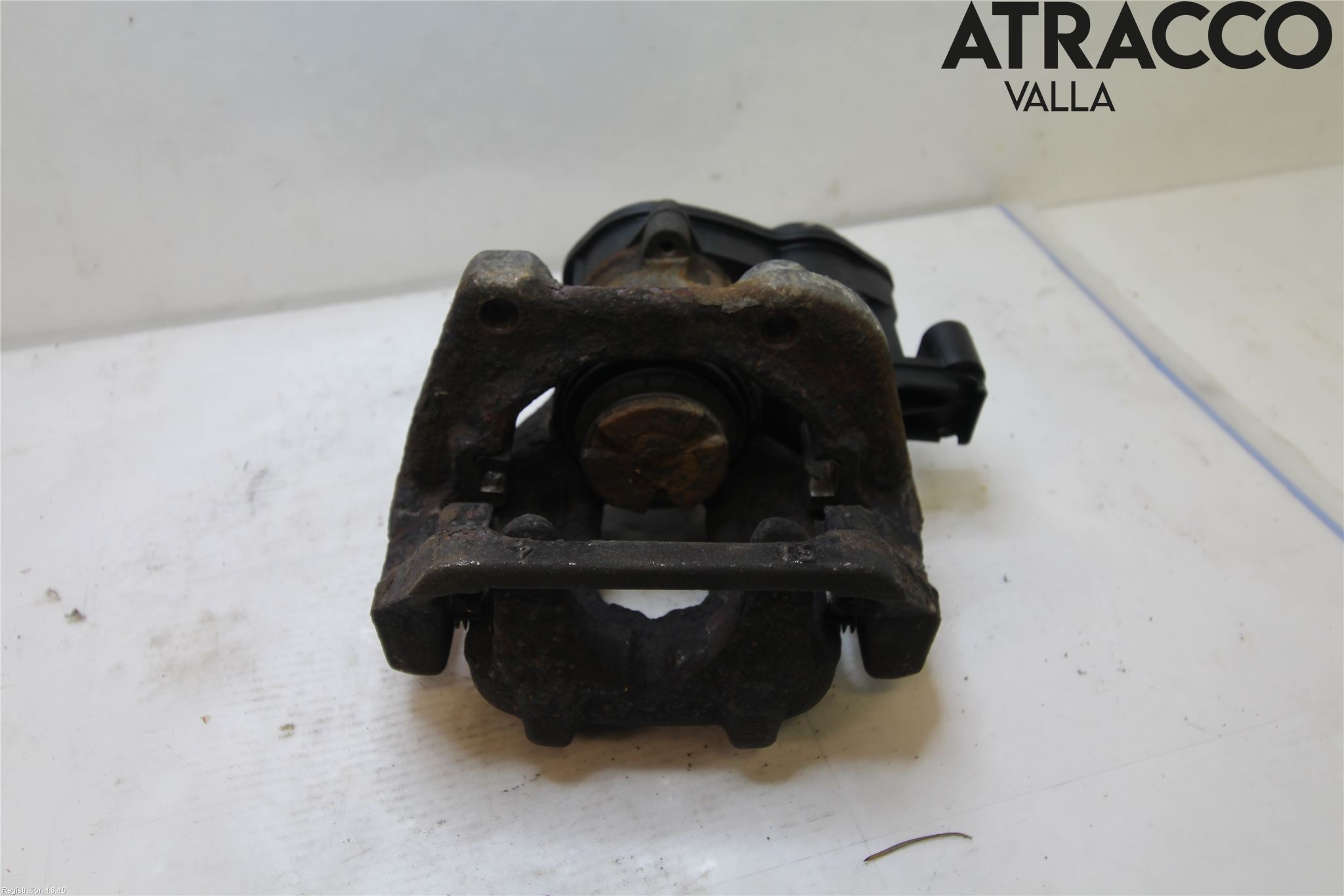 BMW 5 F10/F11/F18 09-17 Bromsok Bak Vänster