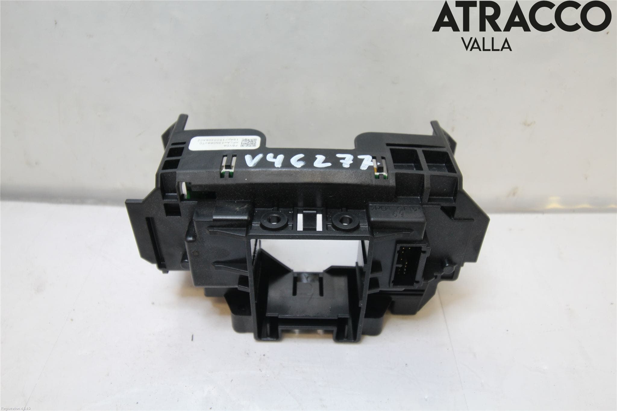 Jaguar F-PACE Spak Konsoll-Fäste