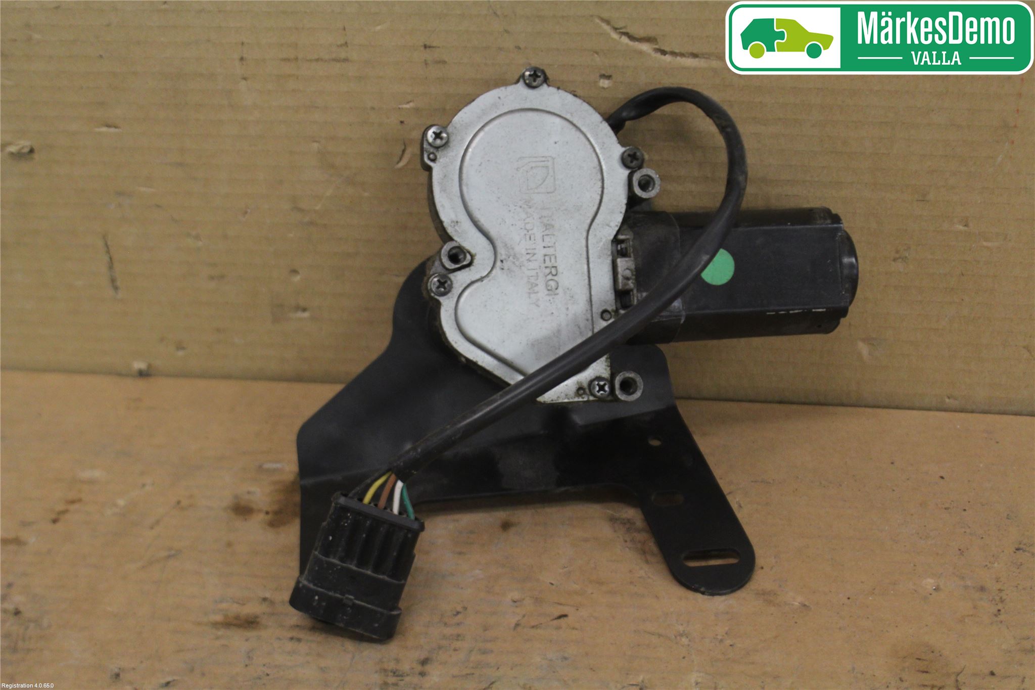 Mopedbil Microcar MICROCAR Torkarmotor Baklucka