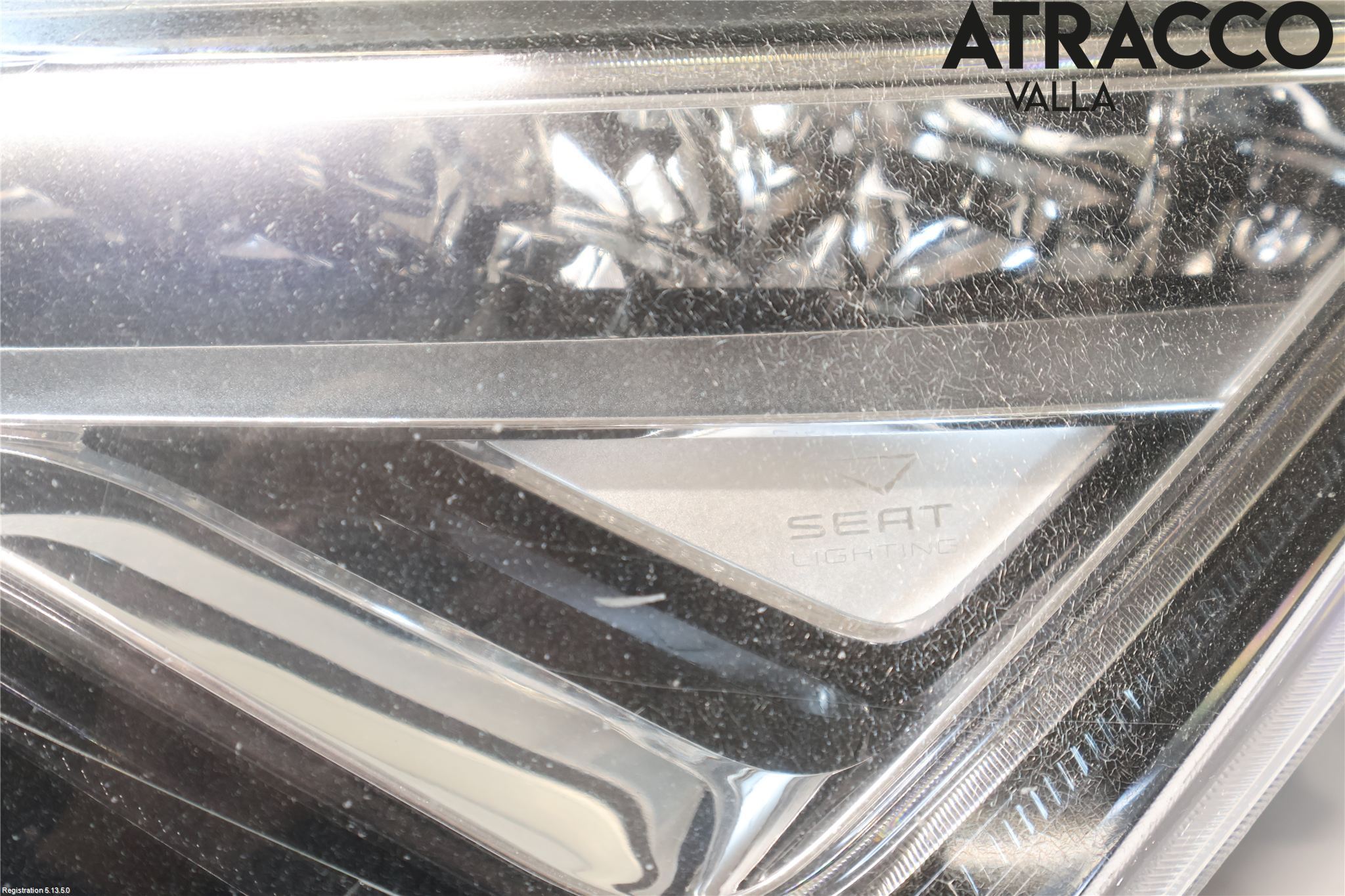 Seat ATECA 16->> Strålkastare Vänster