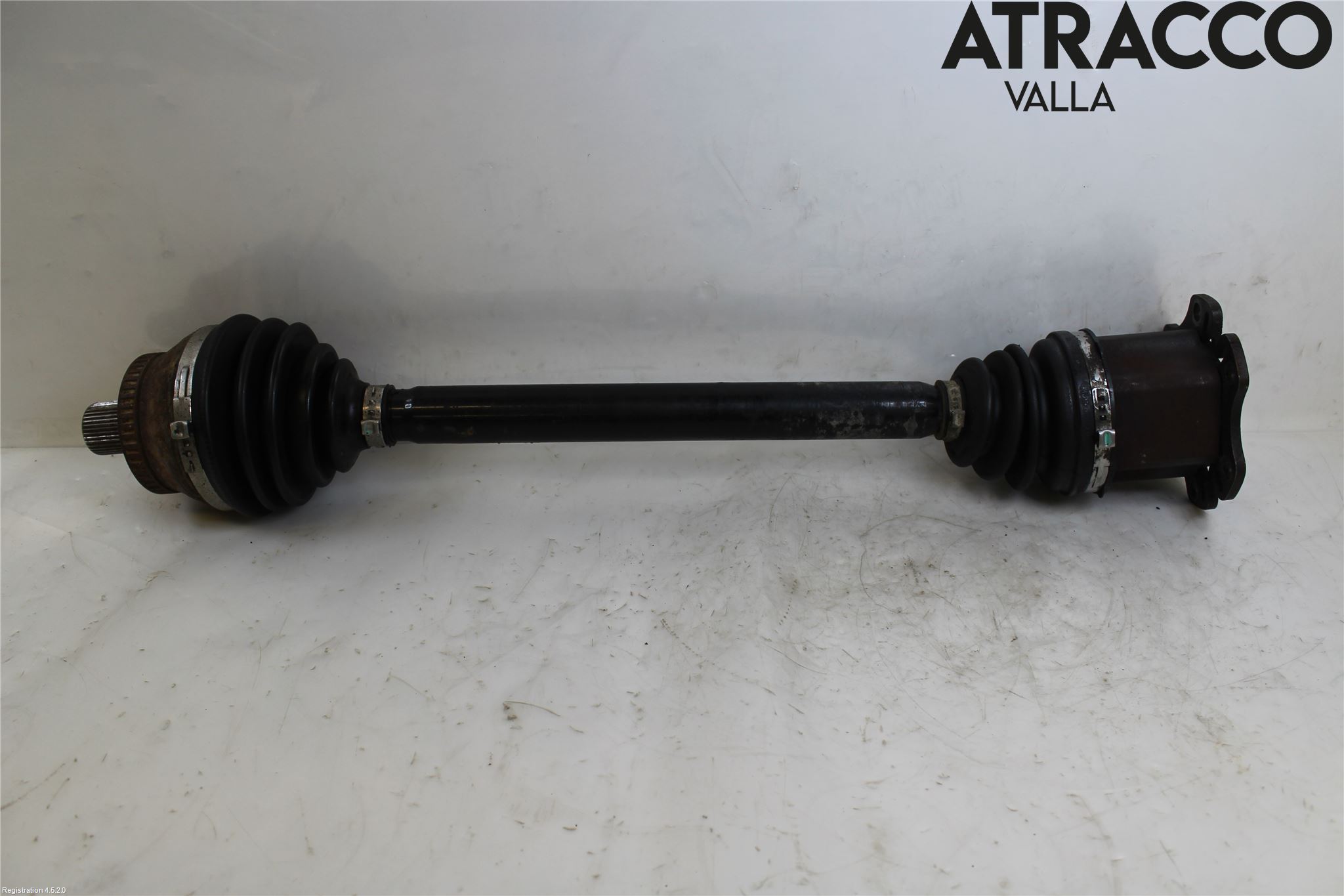 Audi A4/S4 05-07 Drivaxel Fram Höger