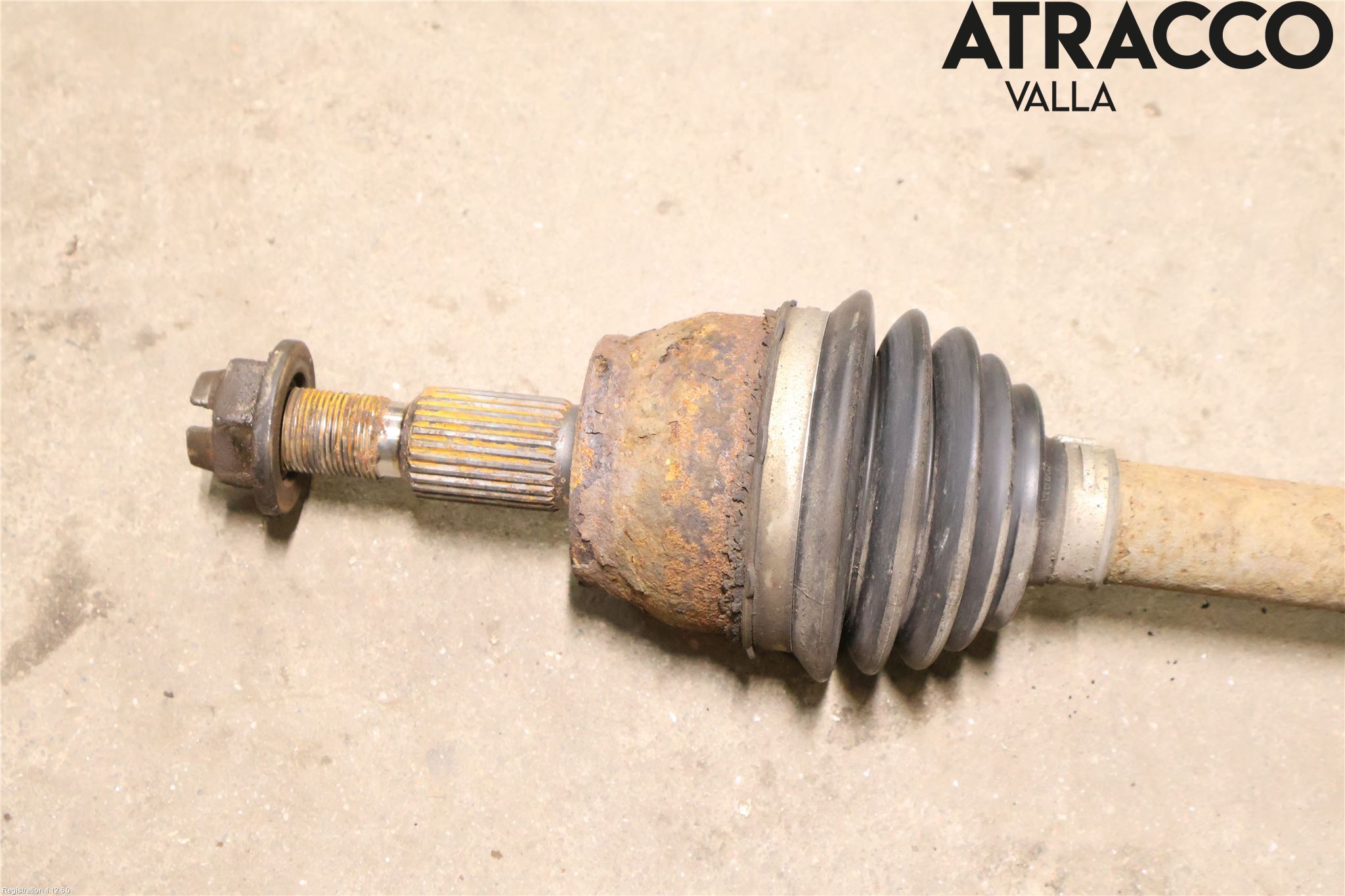 Ford FOCUS 11-14 Drivaxel Fram Vänster