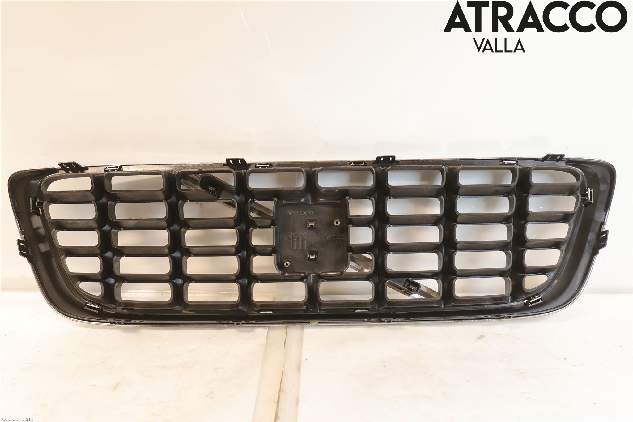 Volvo V70 08-13 Grill Komp