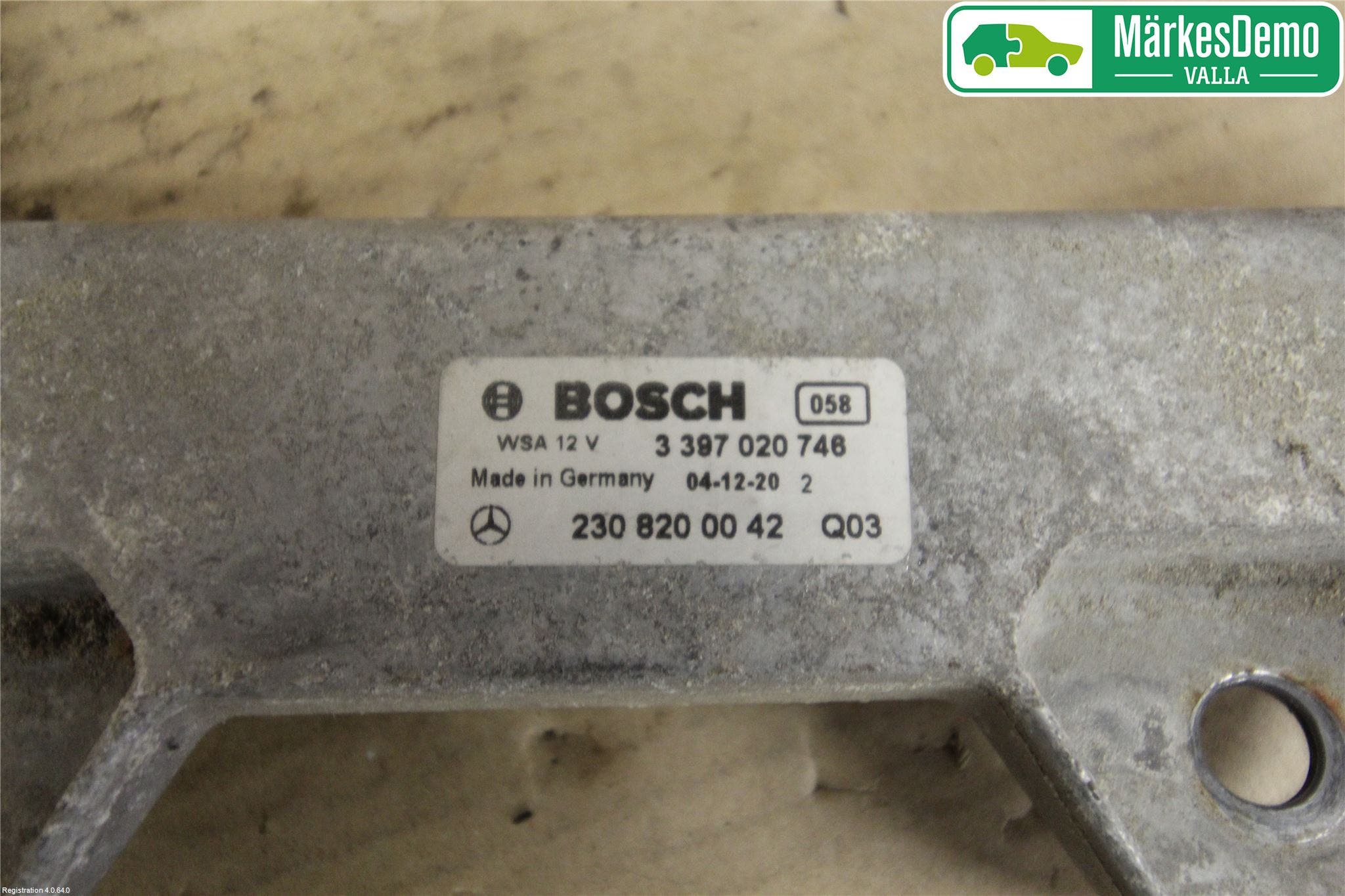 Mercedes-Benz MB SL-KLASS (R230) 00-11 Torkarmekanism Vindruta