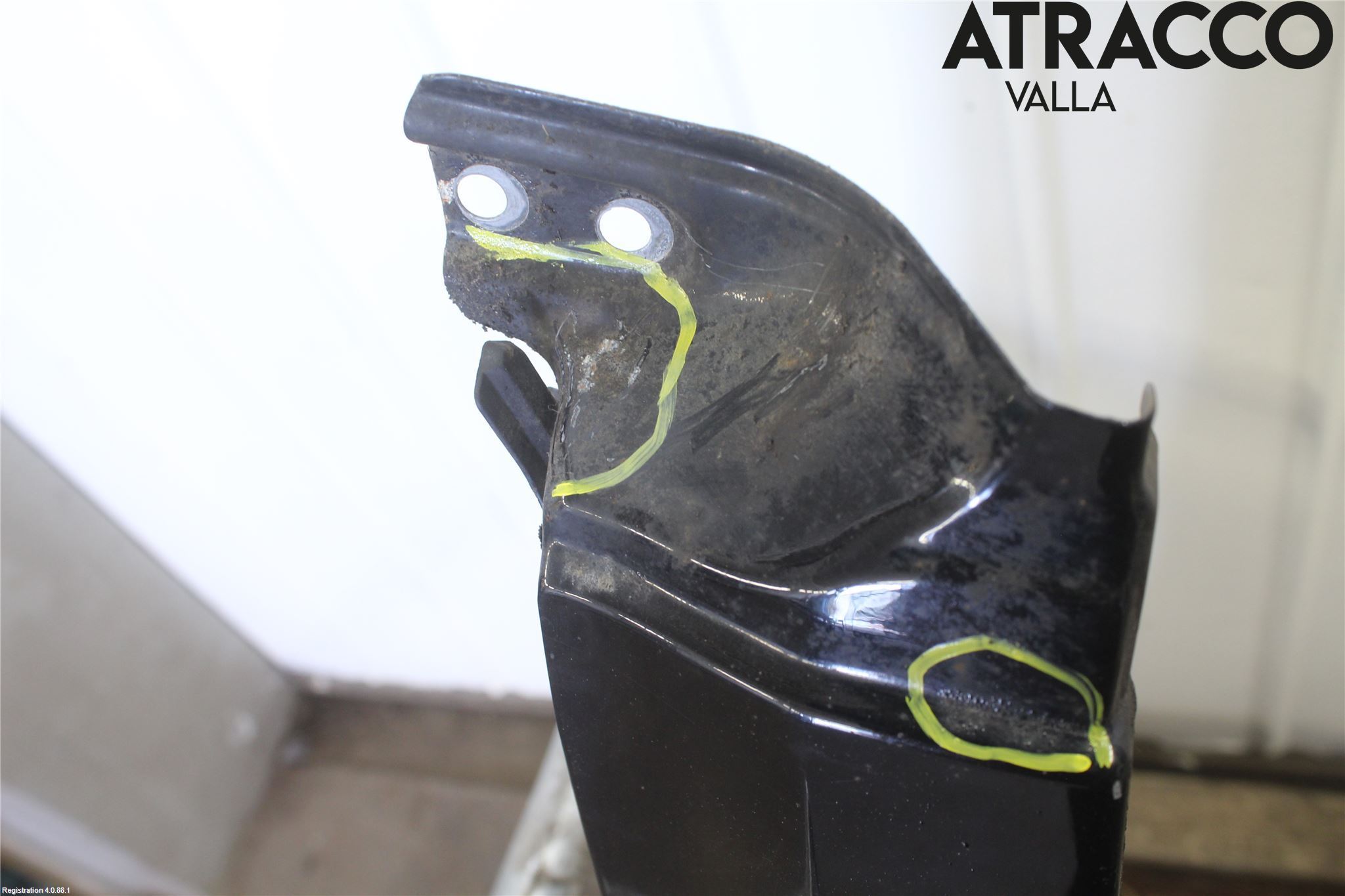 Subaru OUTBACK 10-15 Skärm Fram Vänster